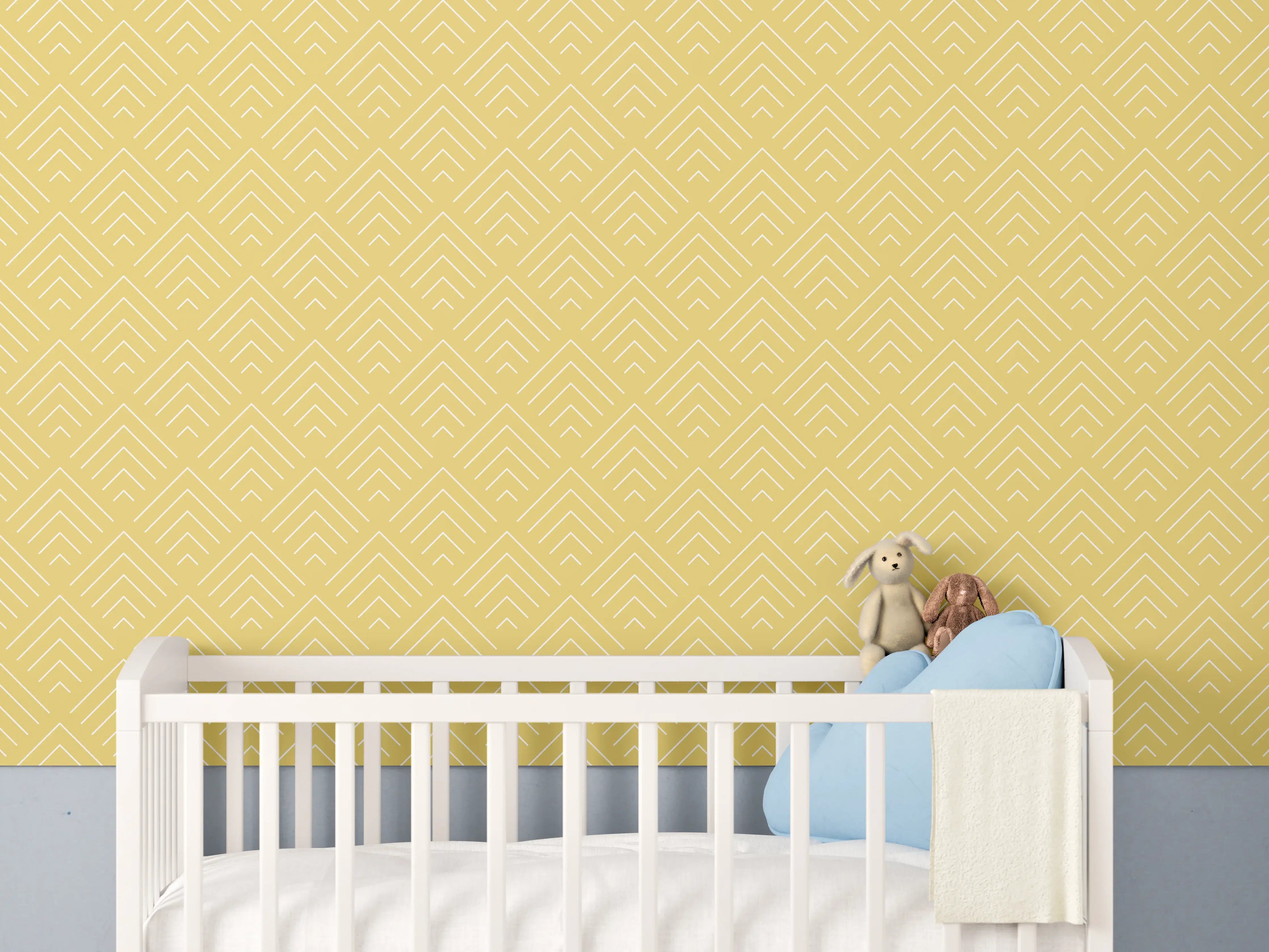 Babyzimmer Wandgestaltung - Hellgelbe Wand mit zartem Muster