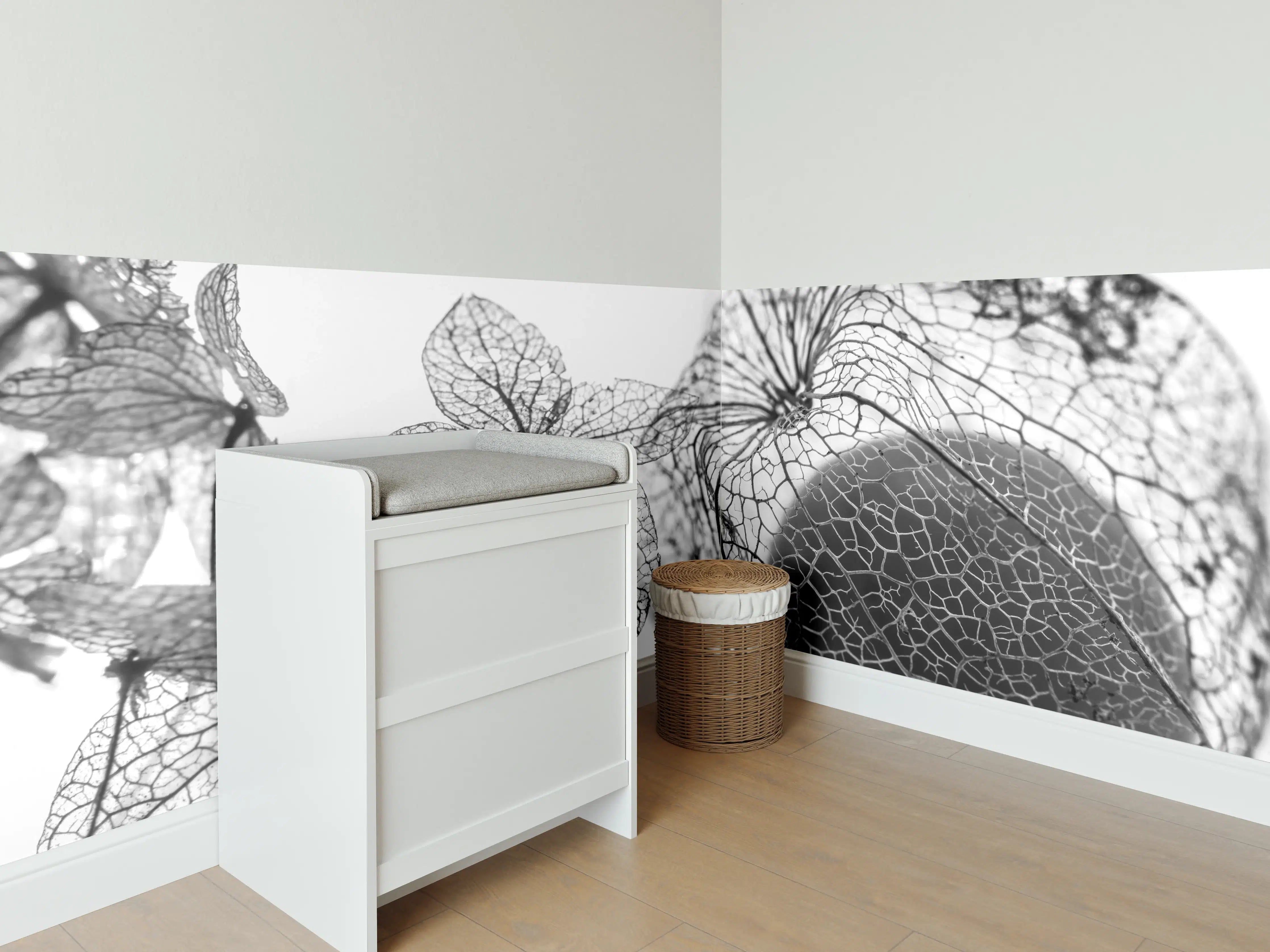 Babyzimmer Wandgestaltung - Herbstlaub-Struktur Weiß-Grau
