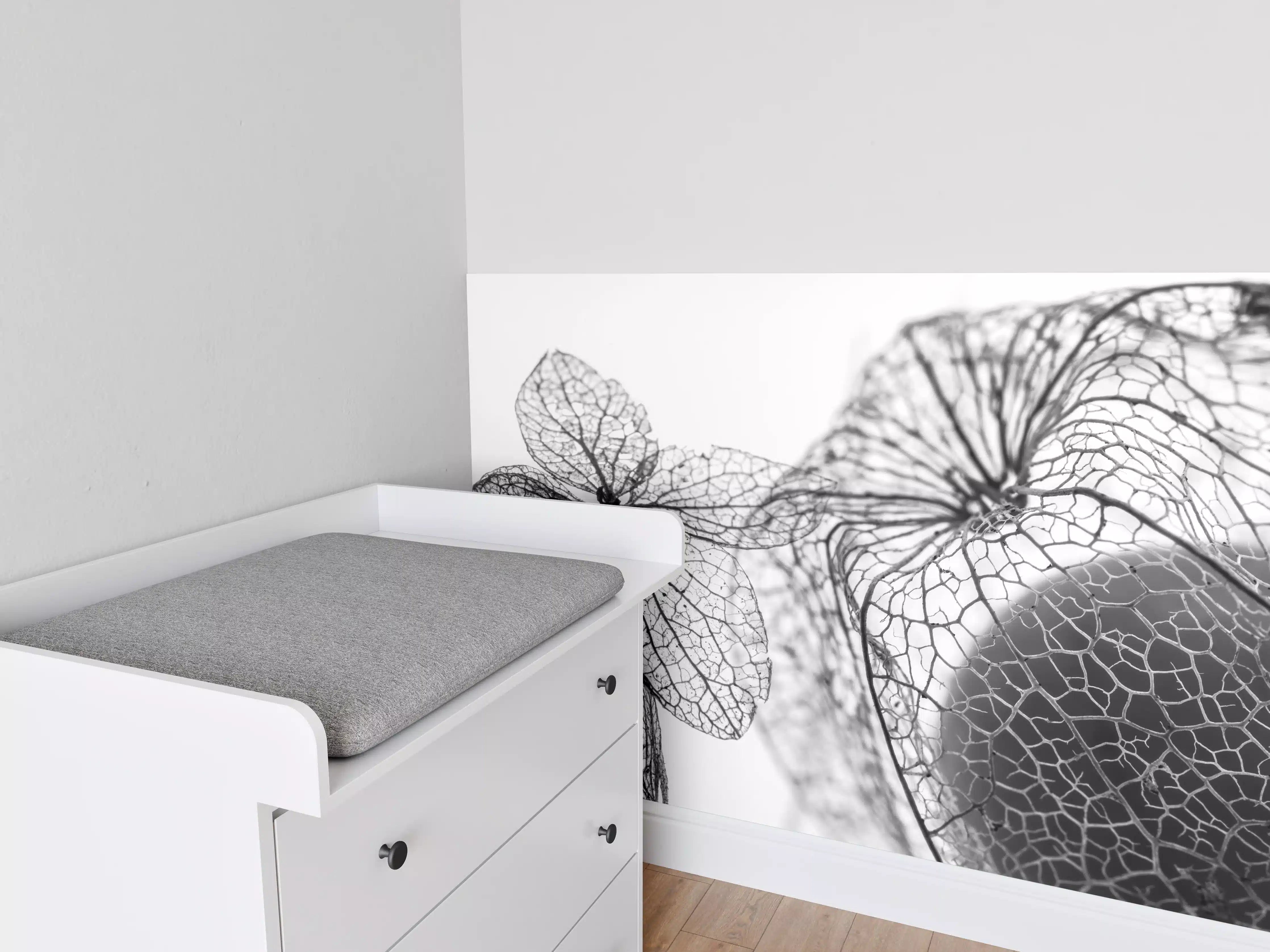 Babyzimmer Wandgestaltung - Herbstlaub-Struktur Weiß-Grau