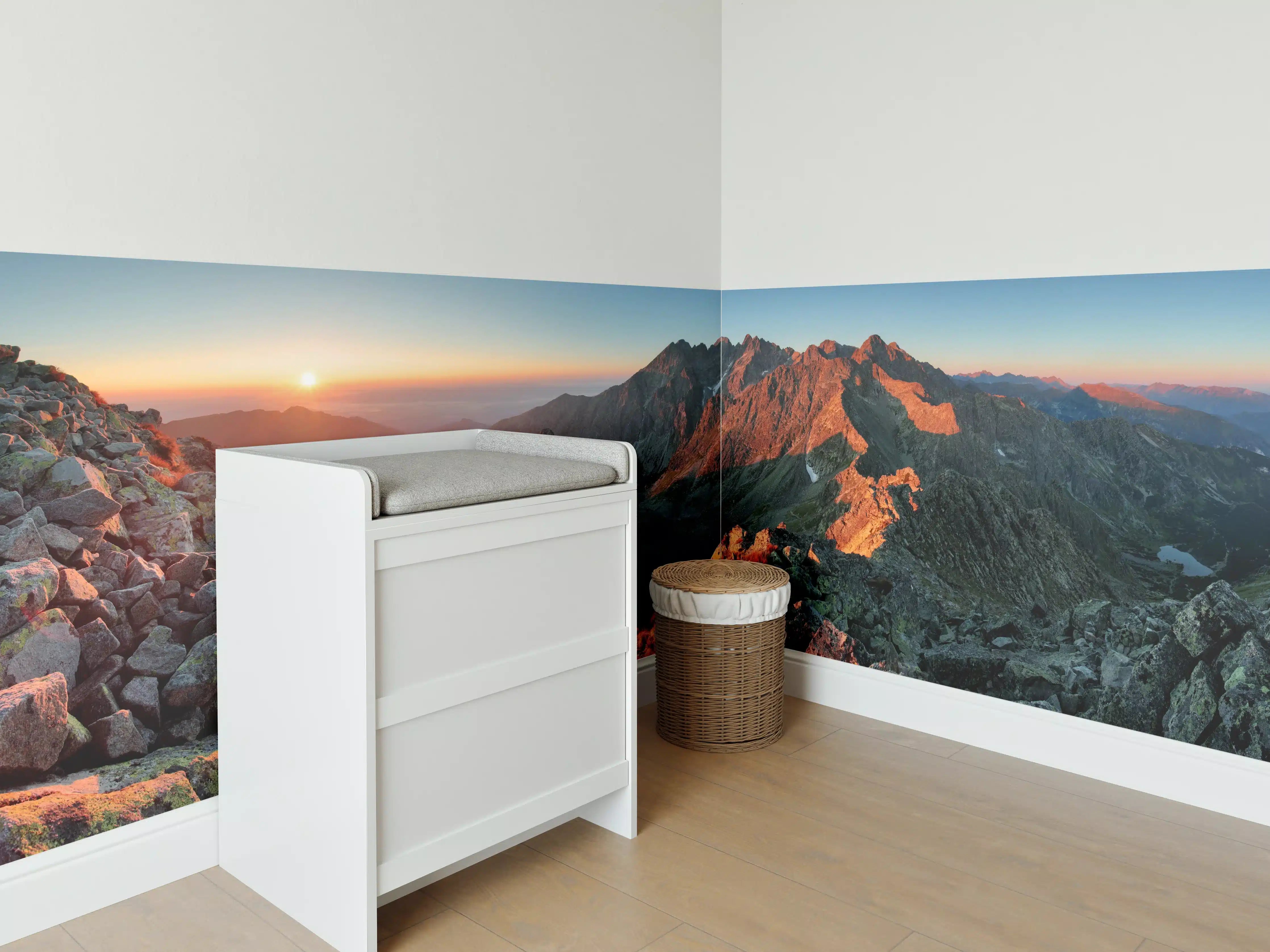 Babyzimmer Wandgestaltung - Herbstliche Berglandschaft