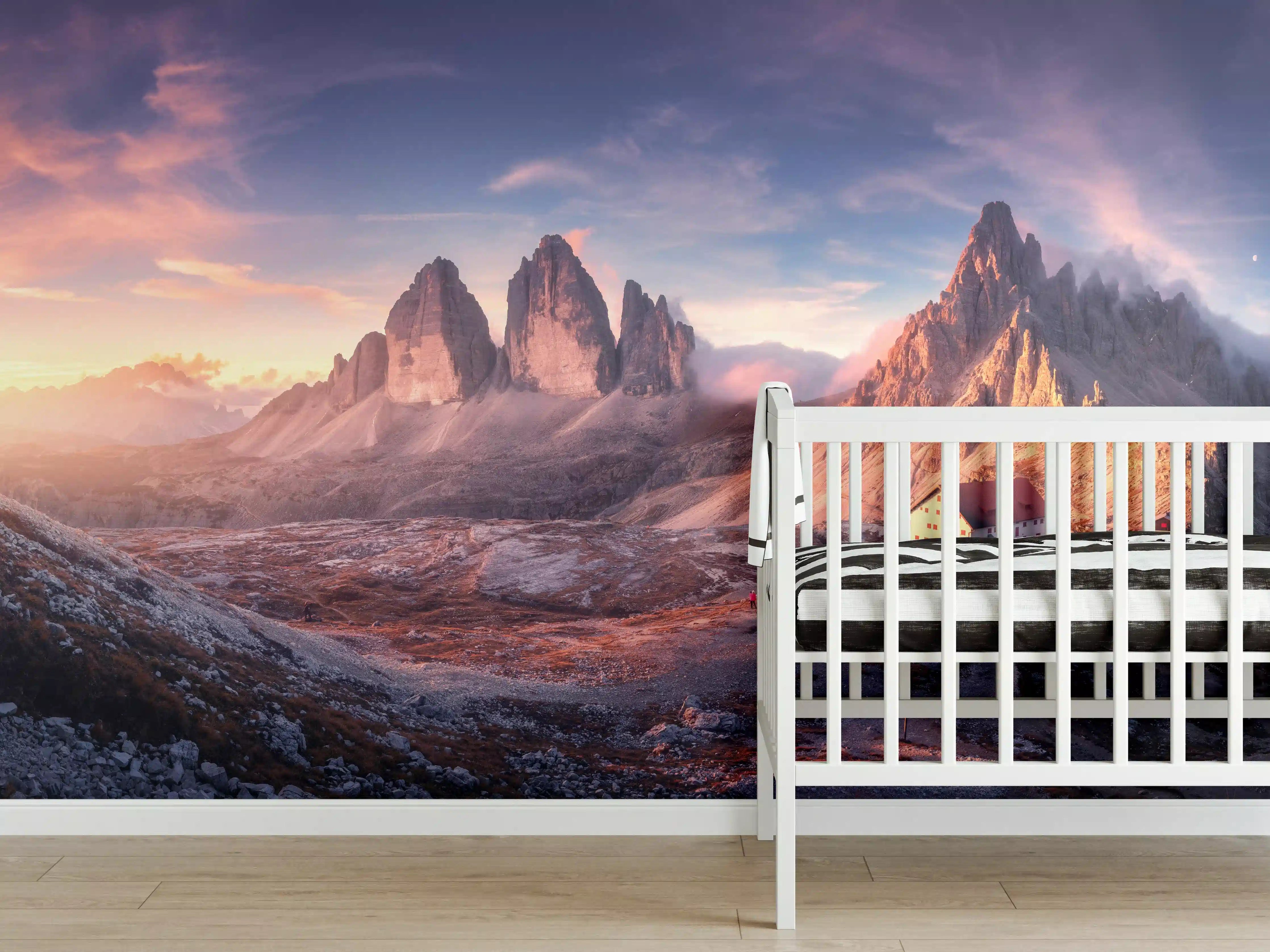 Babyzimmer Wandgestaltung - Herbstlicher Blick auf ein Bergtal