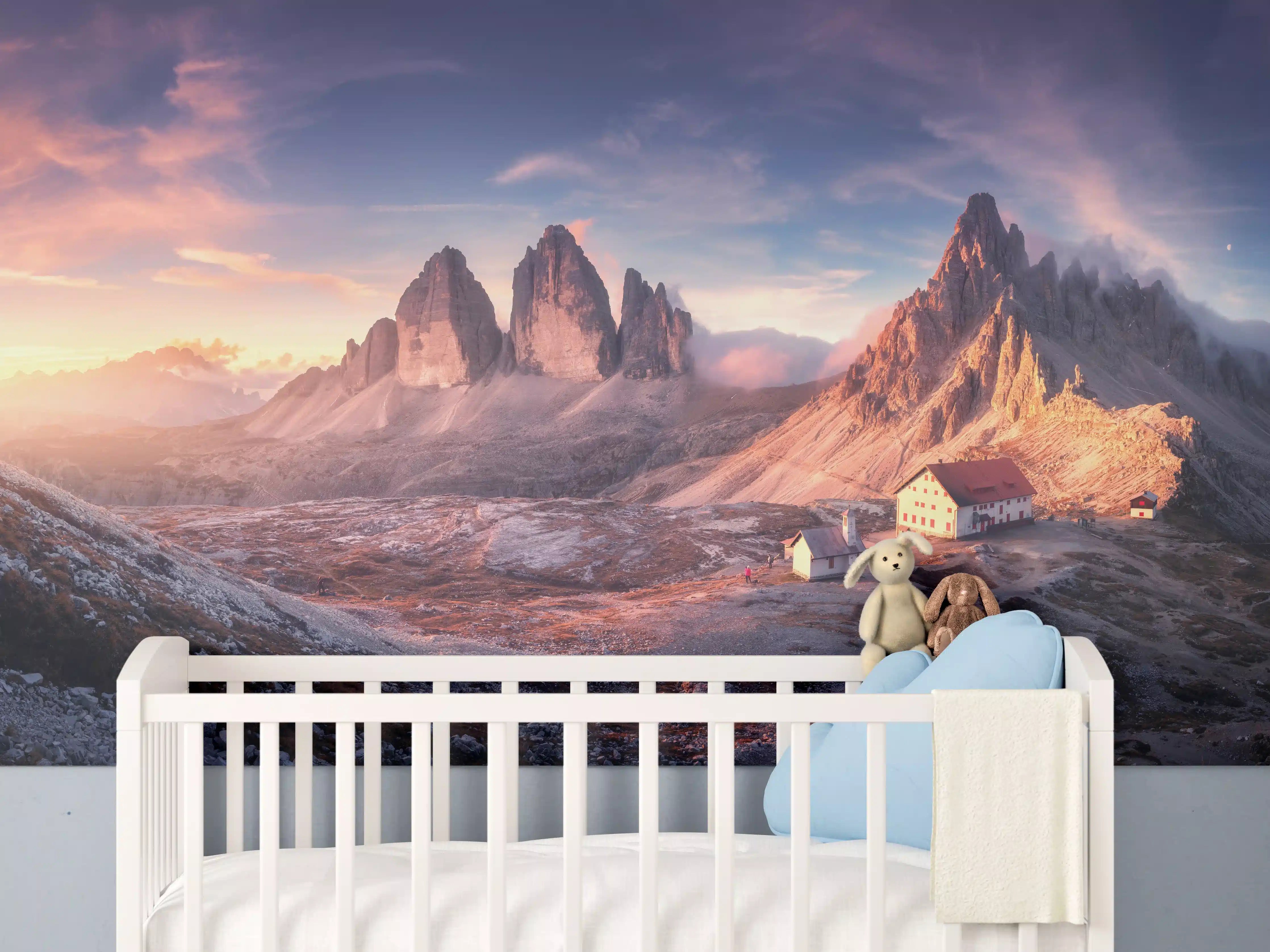 Babyzimmer Wandgestaltung - Herbstlicher Blick auf ein Bergtal