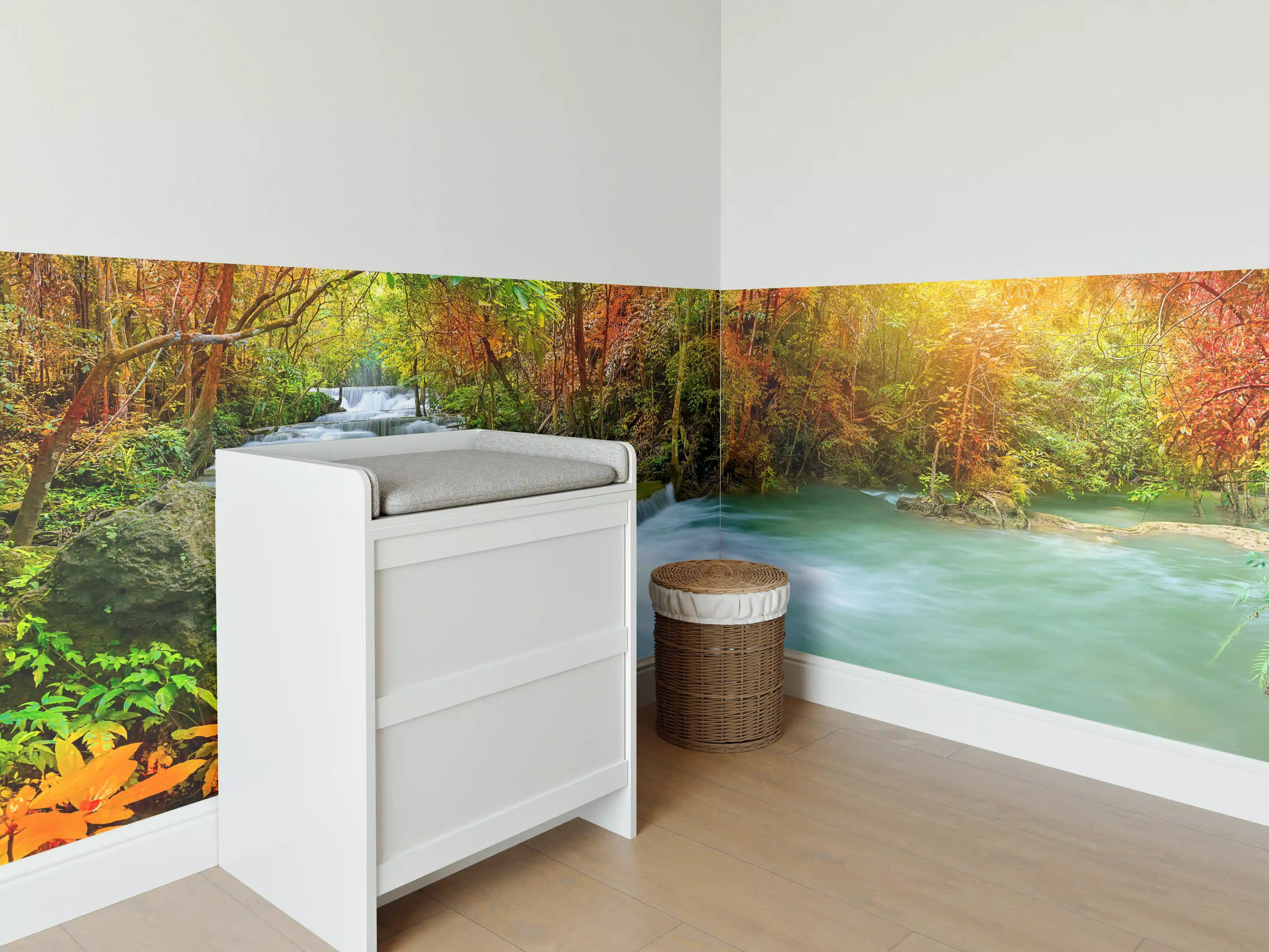 Babyzimmer Wandgestaltung - Herbstlicher Türkis-Wasserfall