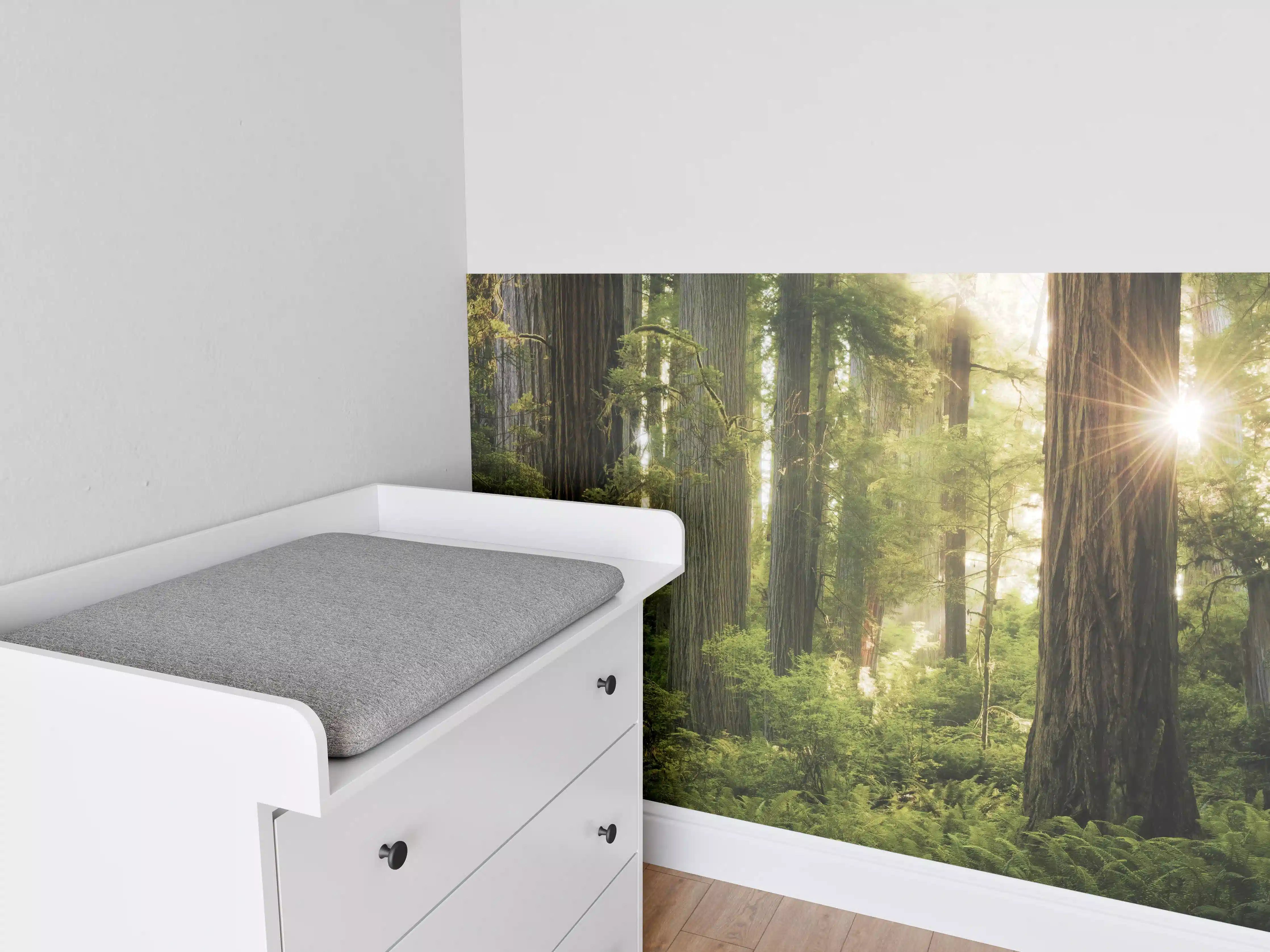 Babyzimmer Wandgestaltung - Herbstwald Lichtspiel