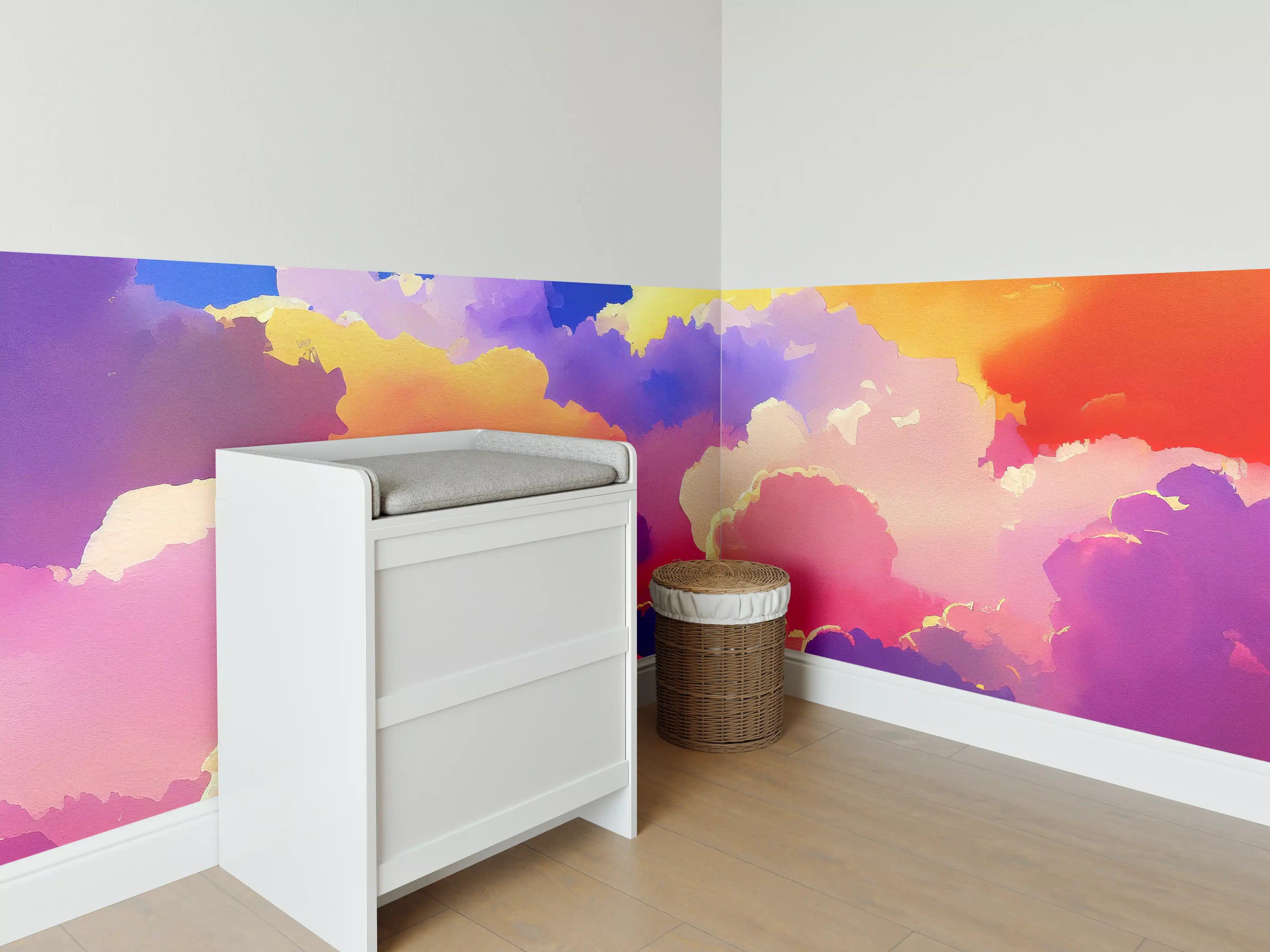 Babyzimmer Wandgestaltung - Himmel mit Wolken. Aquarell Illustration von farbigen Wolken.