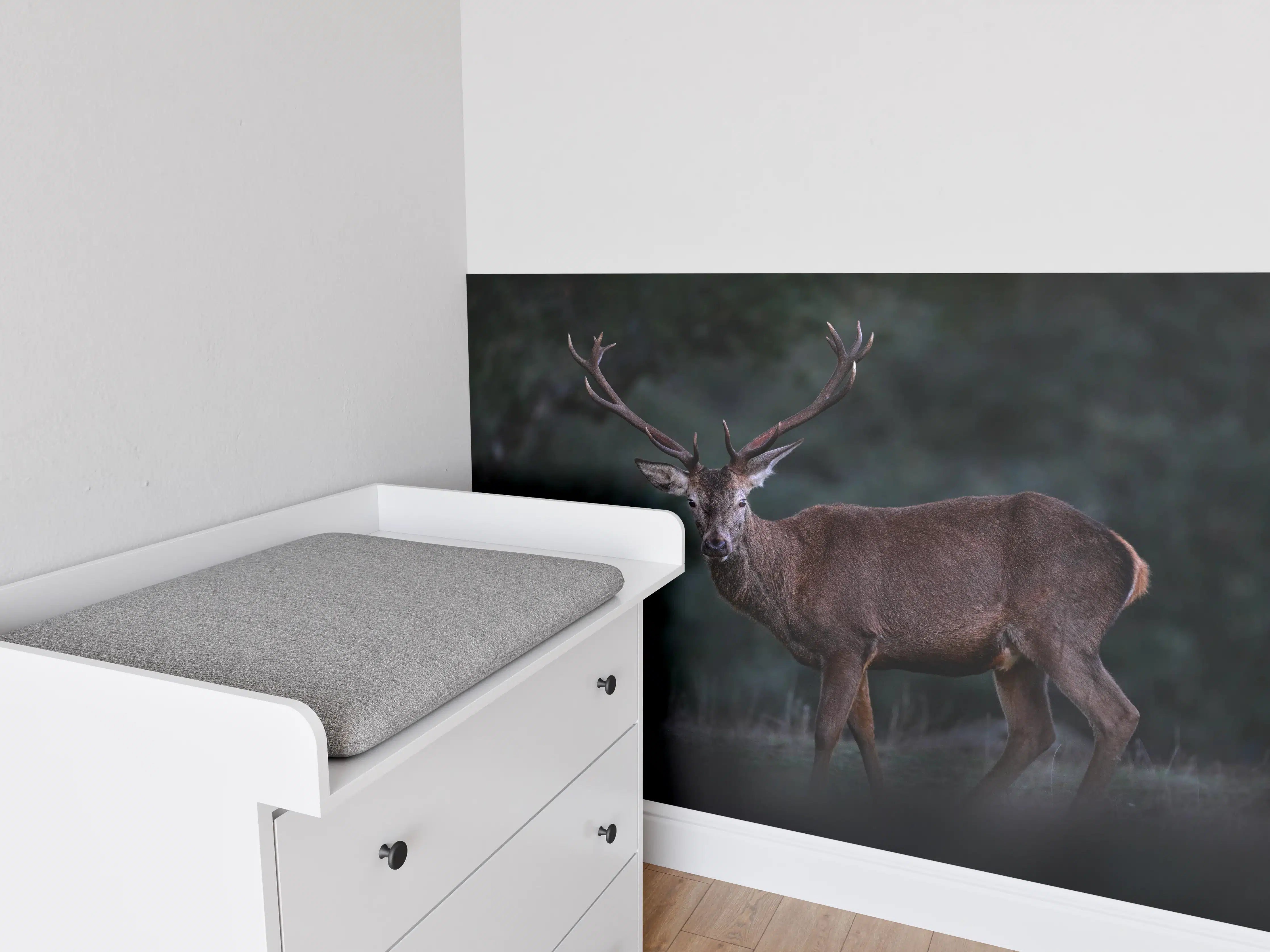 Babyzimmer Wandgestaltung - Hirsche Gebirge Sierra de Andujar