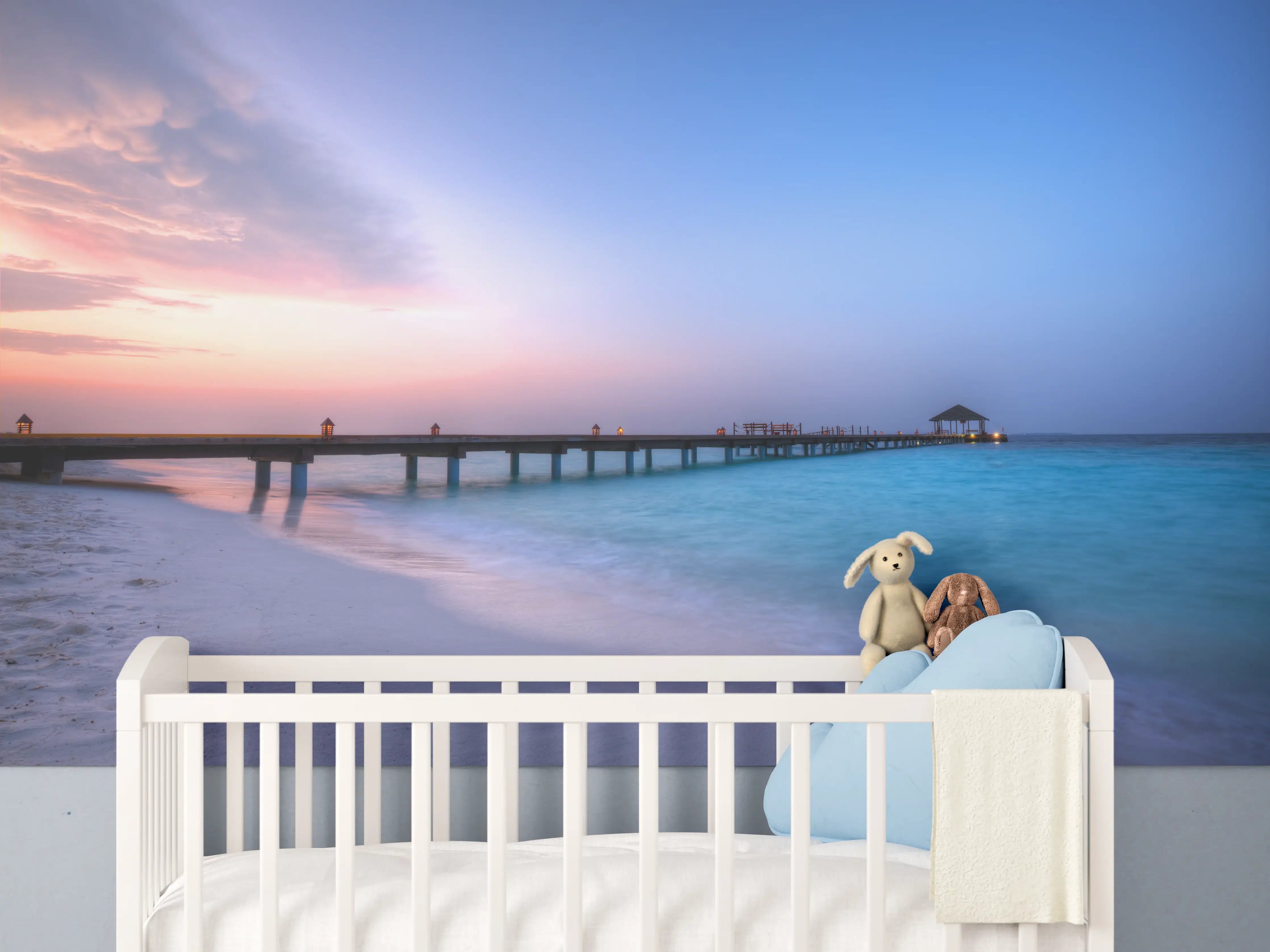 Babyzimmer Wandgestaltung - Hölzerner Steg über türkisem Meer