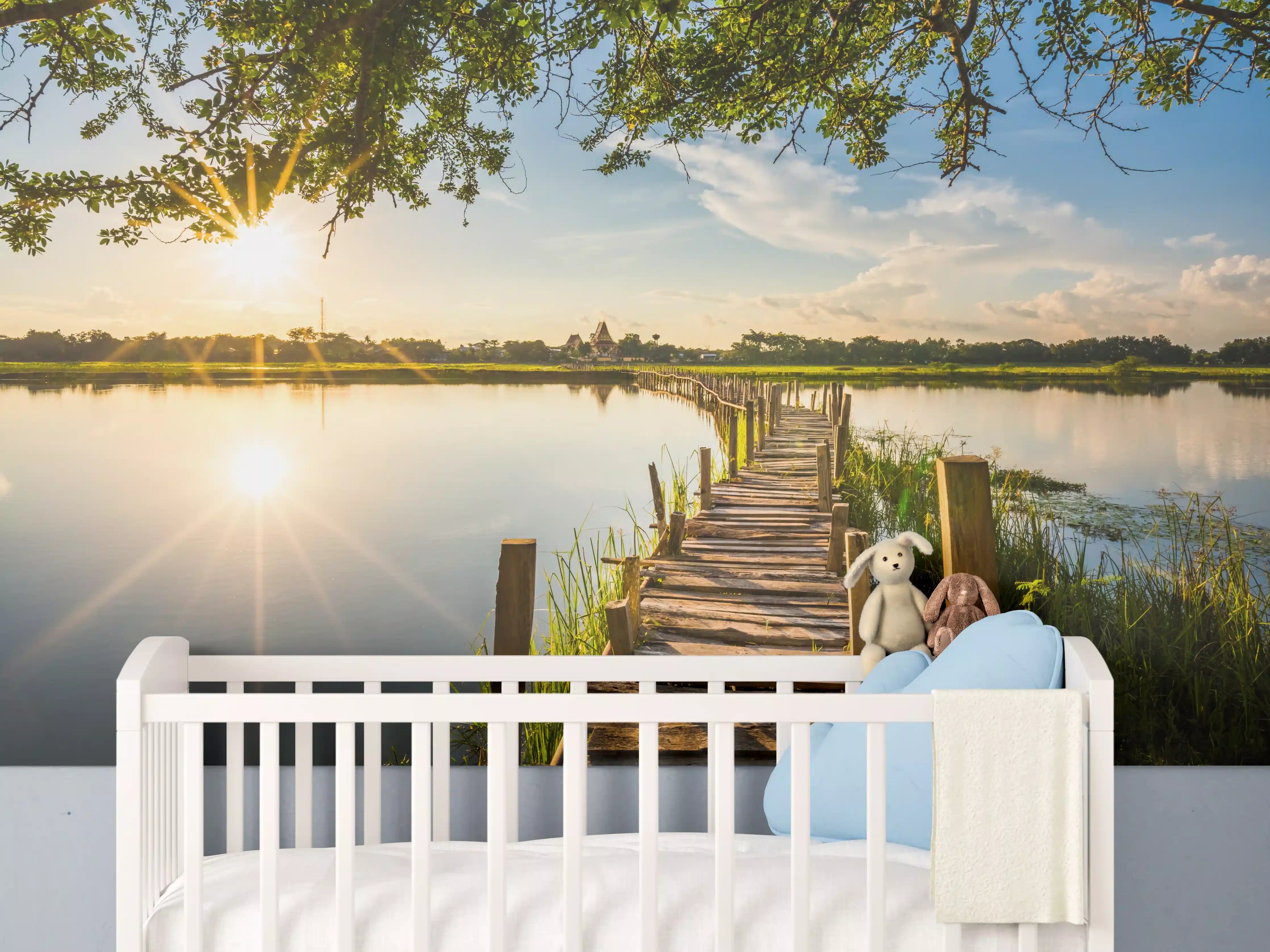 Babyzimmer Wandgestaltung - Holzbrücke am See - Thailand