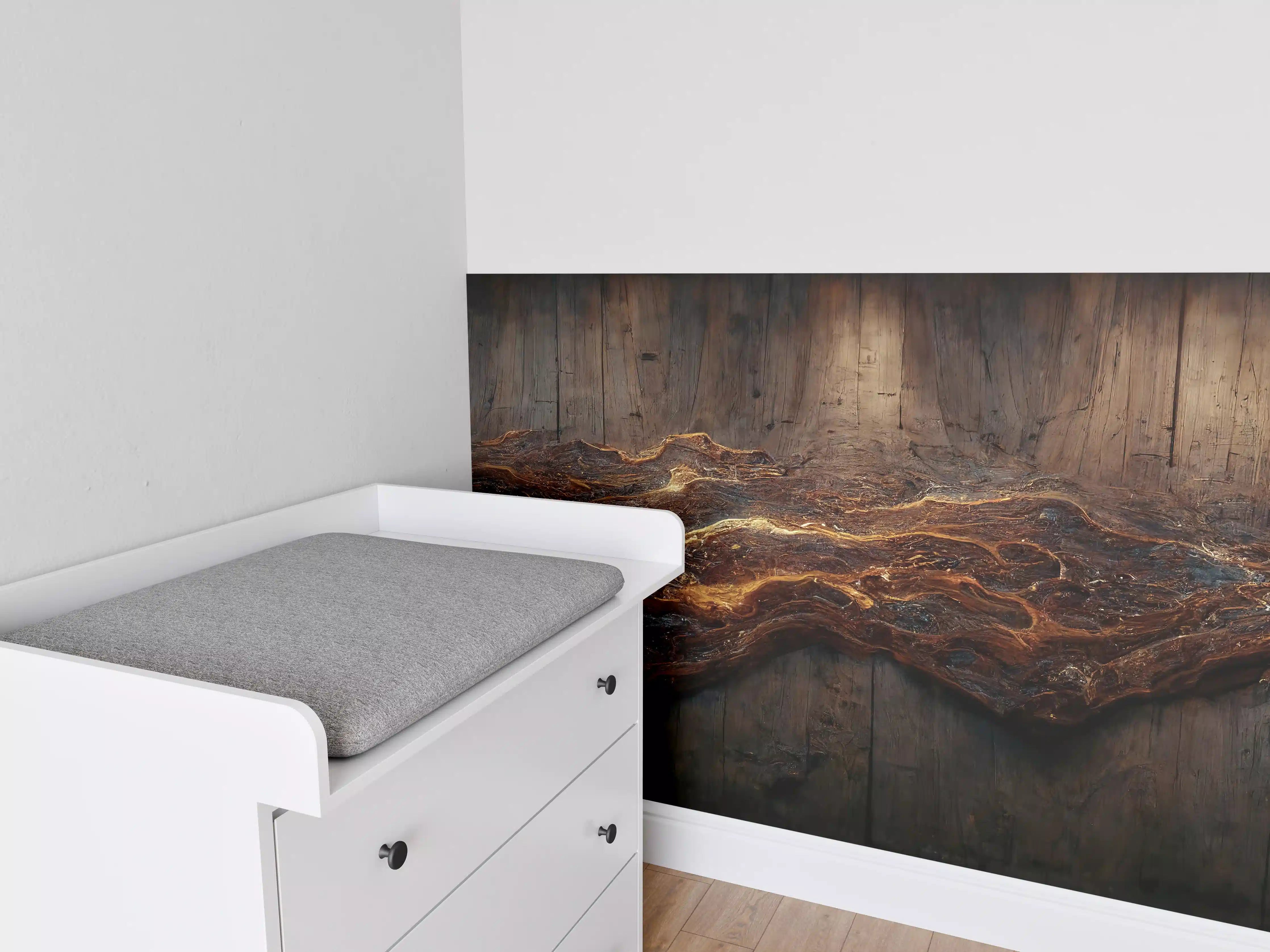 Babyzimmer Wandgestaltung - Holzplatte mit blauem Epoxid
