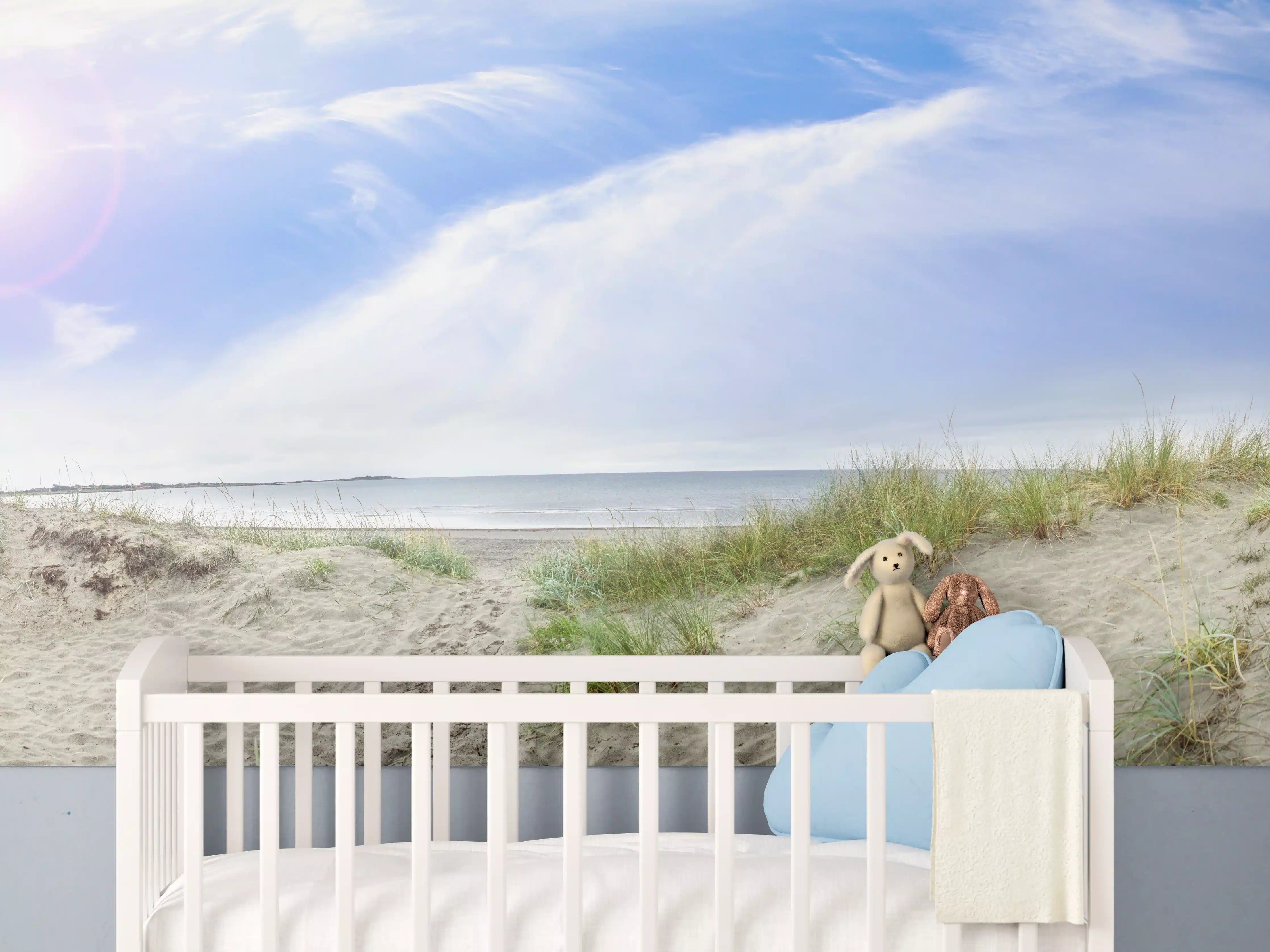 Babyzimmer Wandgestaltung - Idyllische Strandlandschaft mit Himmel und Meer