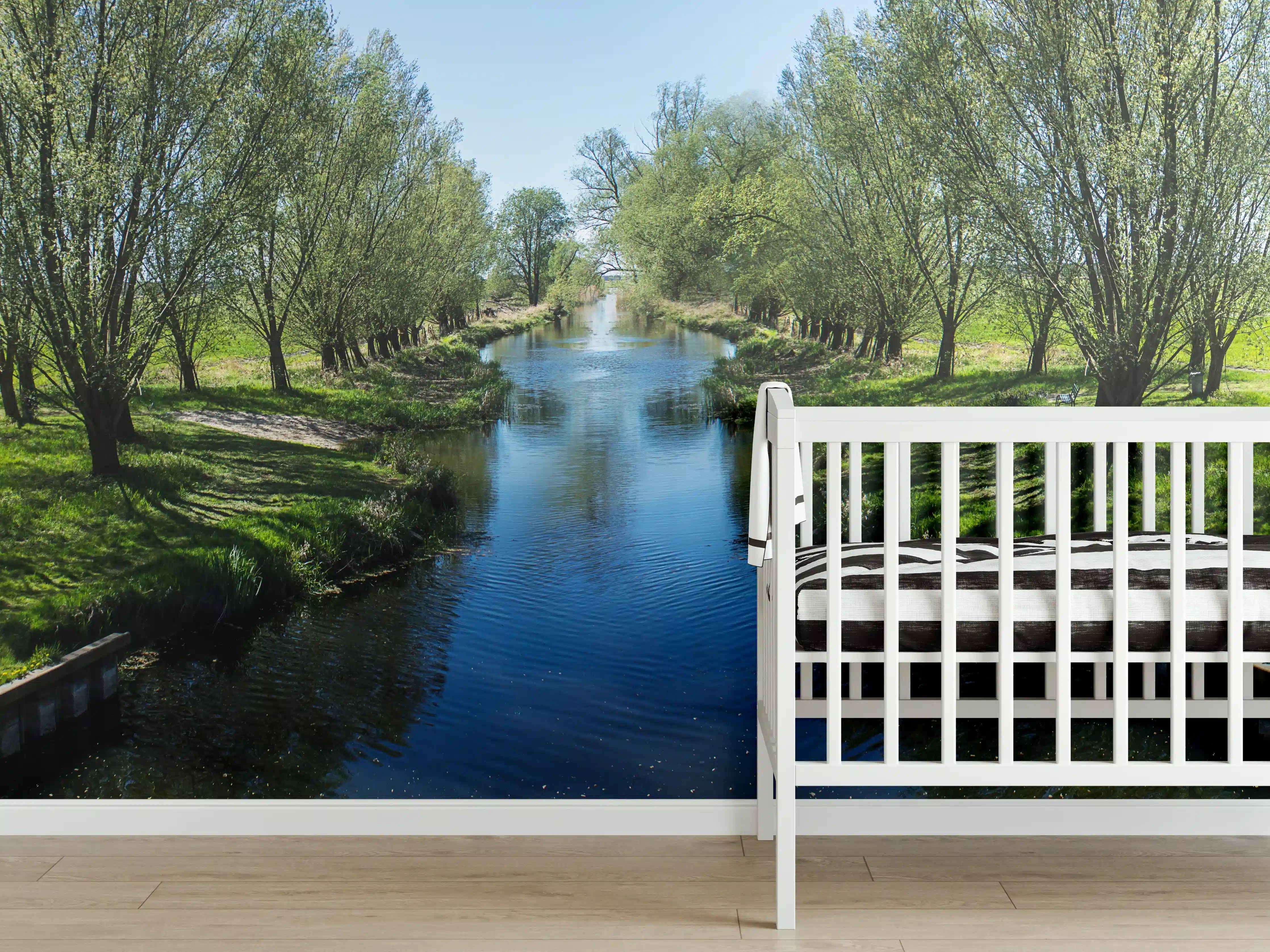 Babyzimmer Wandgestaltung - Idyllischer Fluss in Sachsen-Anhalt