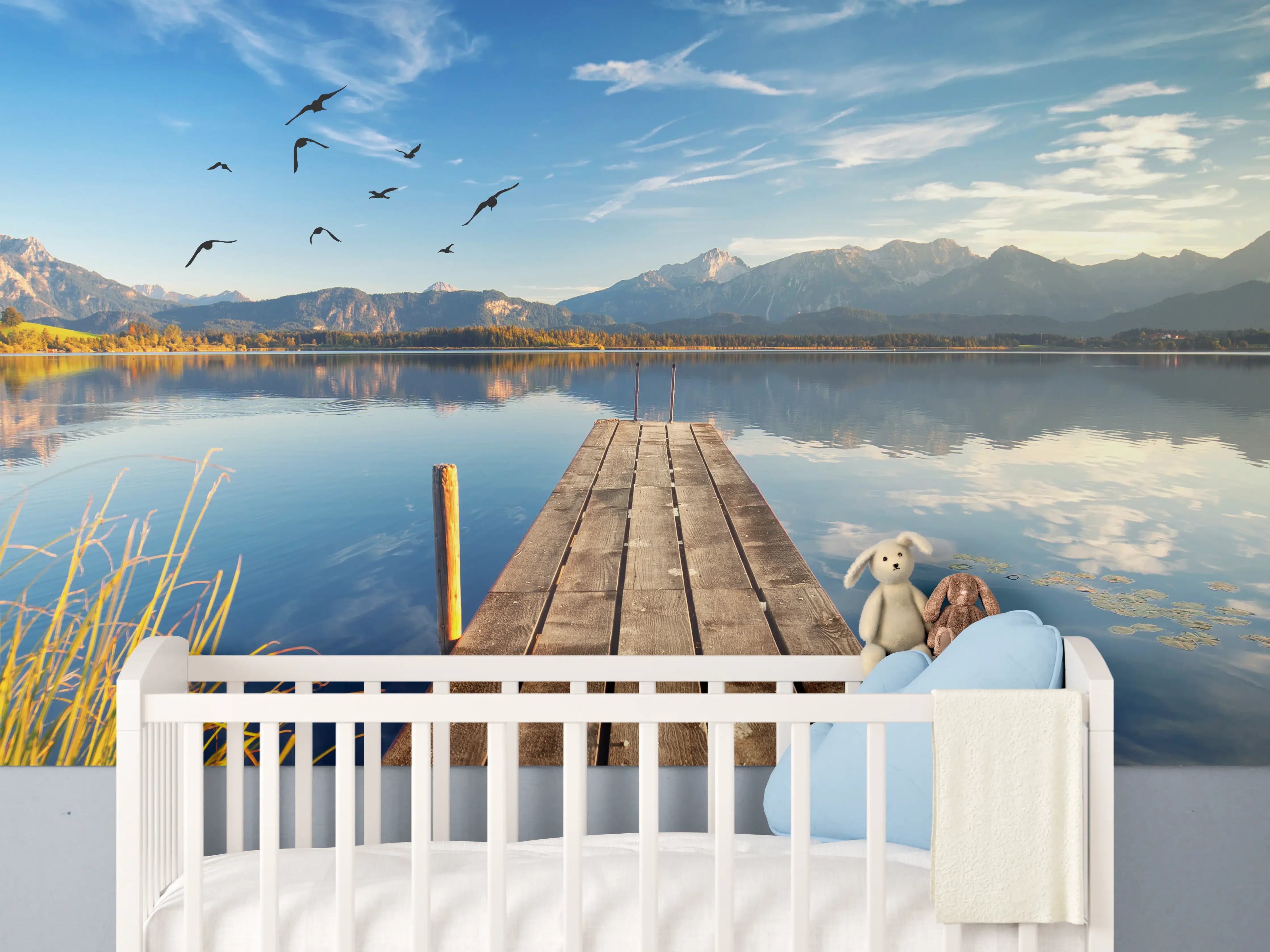 Babyzimmer Wandgestaltung - Idyllisches Dorf in Bayerischen Alpen