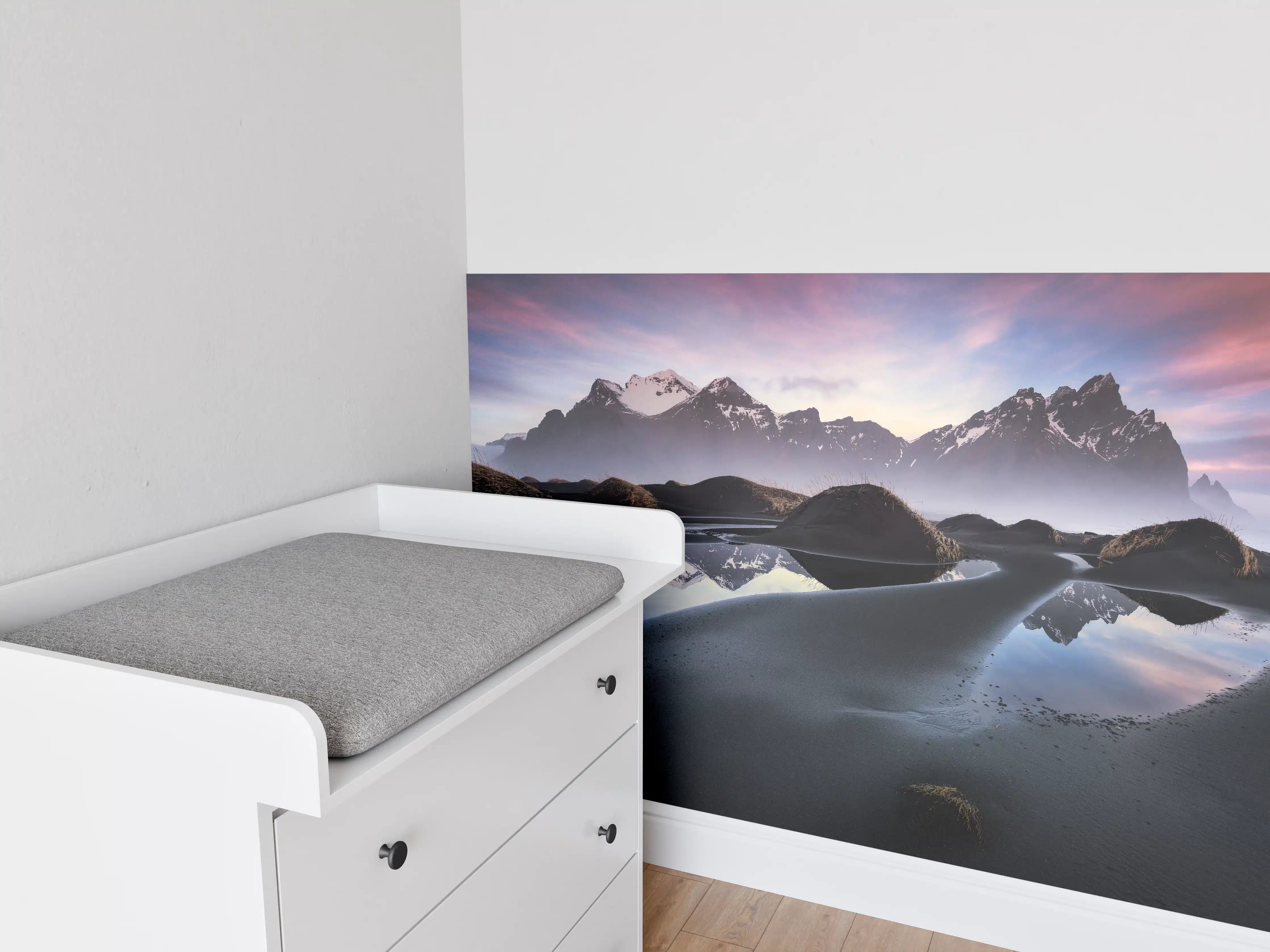 Babyzimmer Wandgestaltung - Island Berge im Winter