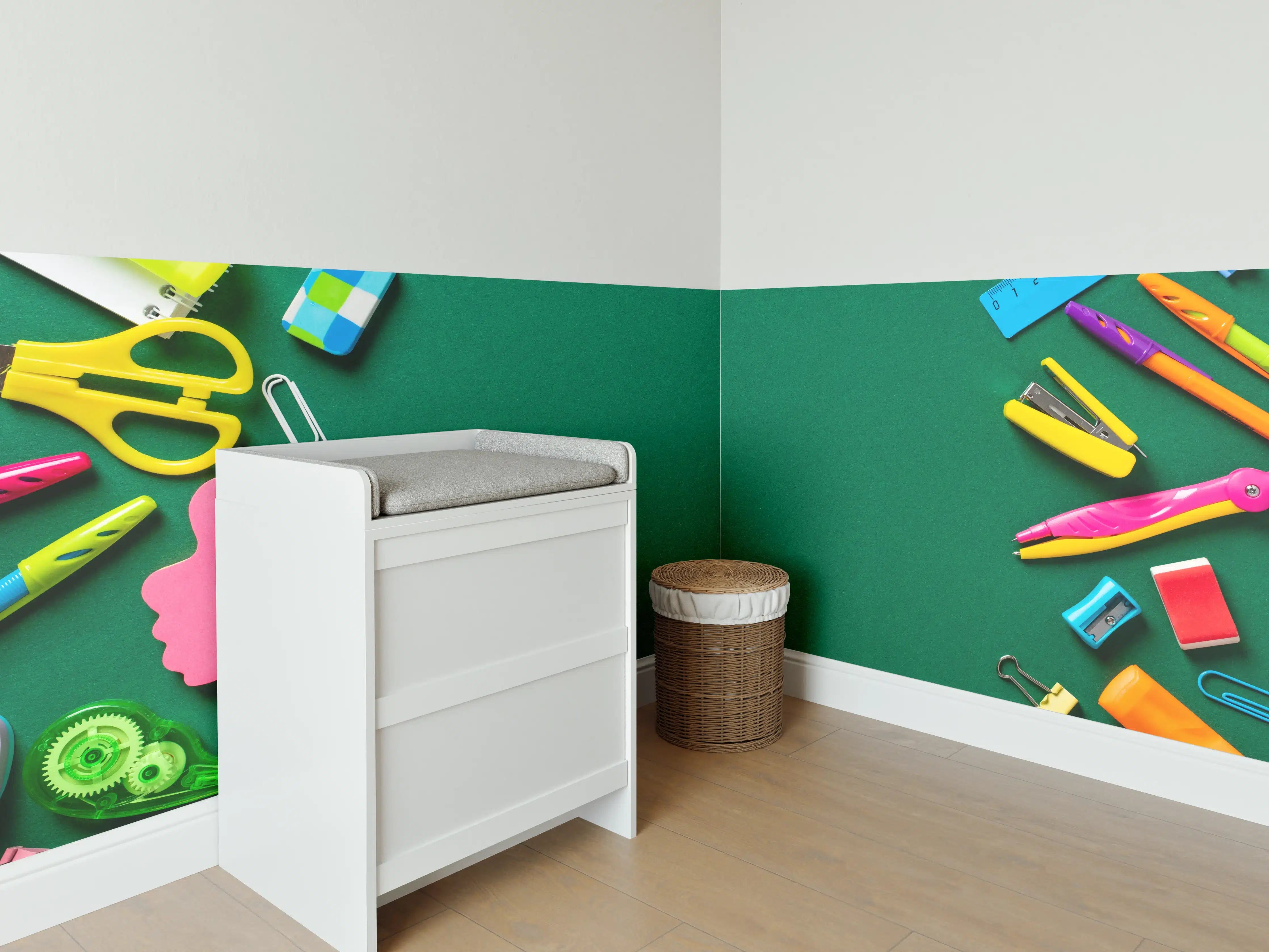 Babyzimmer Wandgestaltung - Kindermotiv - Schulsachen