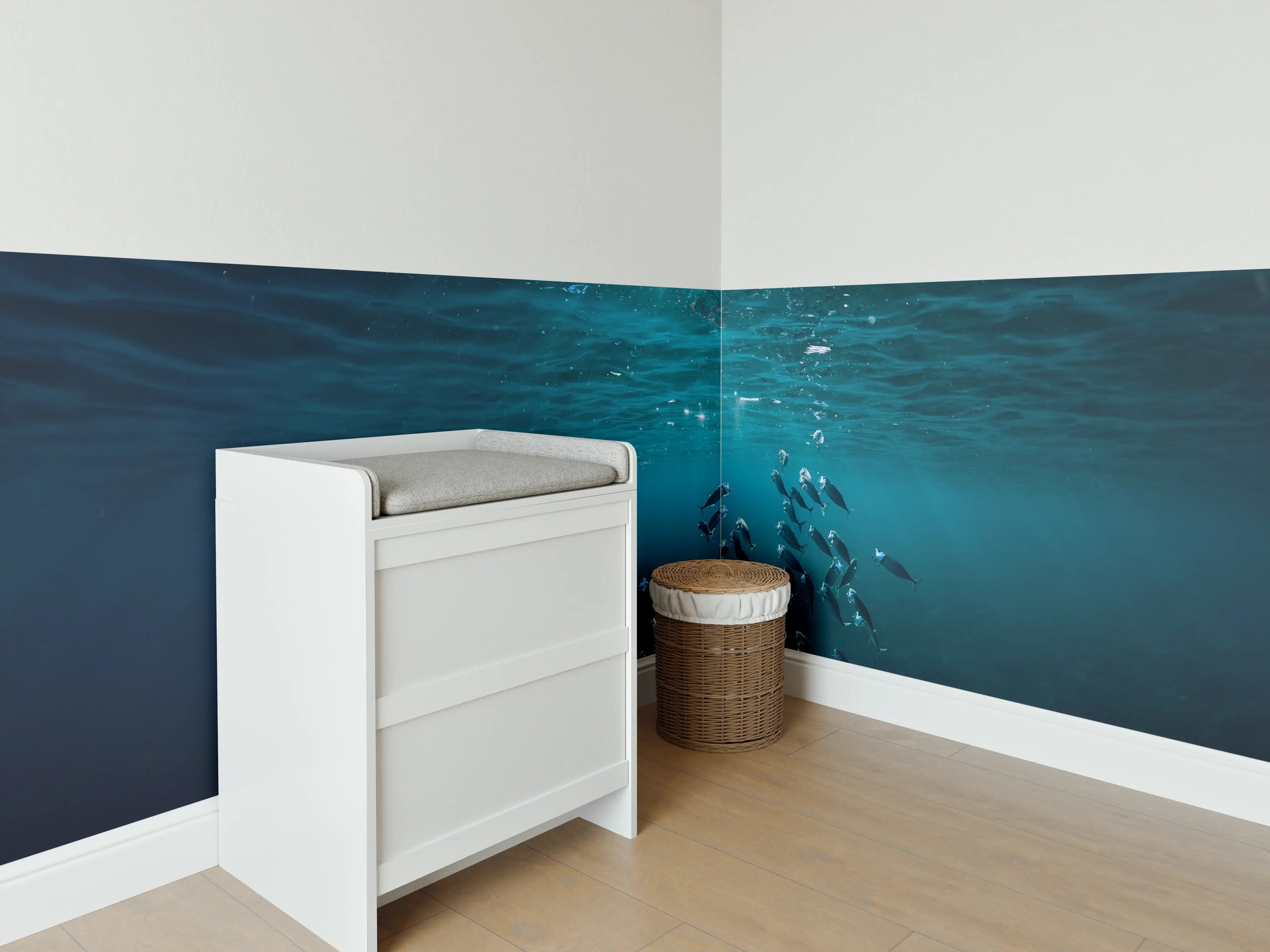 Babyzimmer Wandgestaltung - Kleiner Fischschwarm Unterwasser