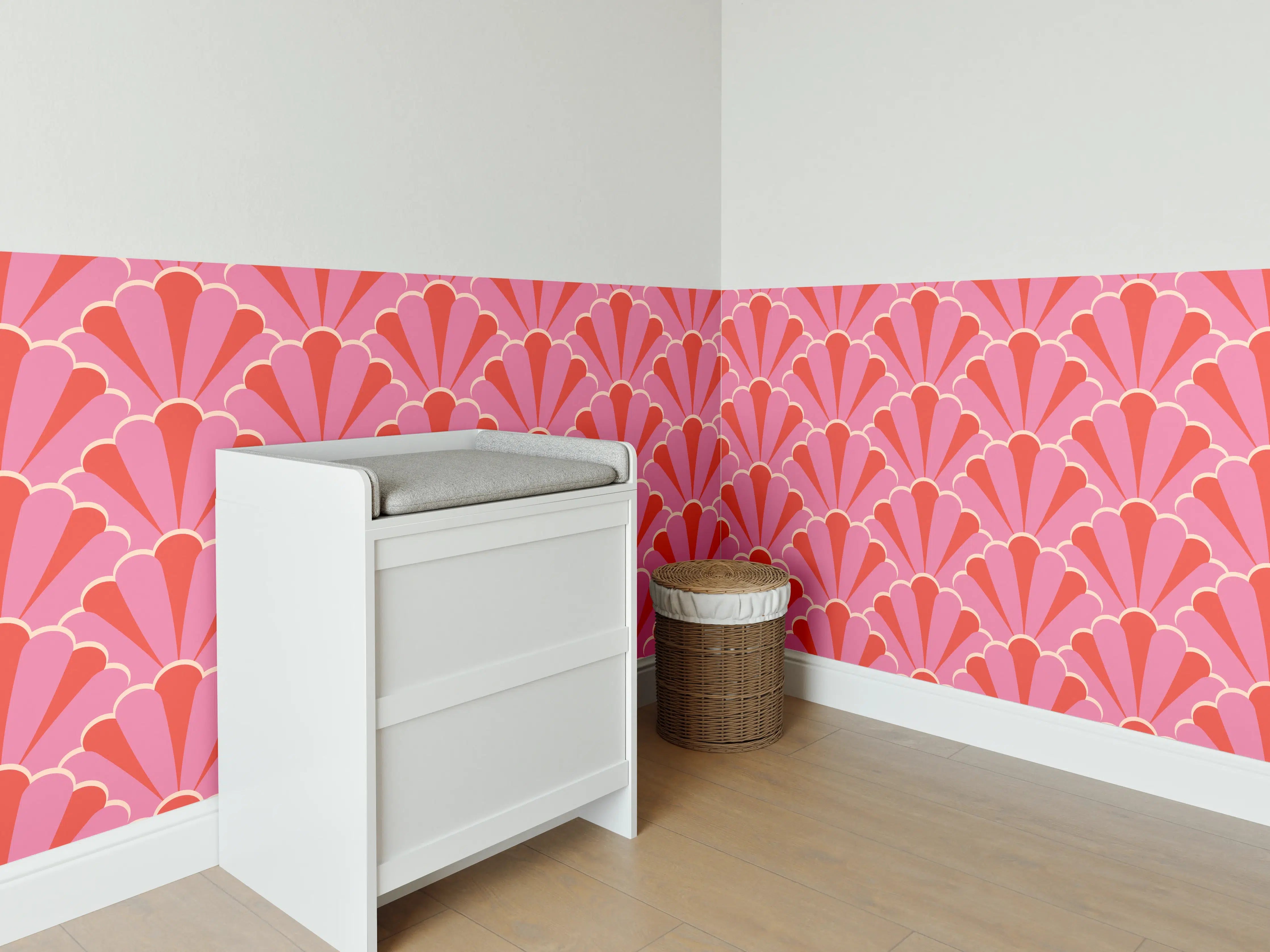 Babyzimmer Wandgestaltung - Korallenrosa Muschel-Tapete