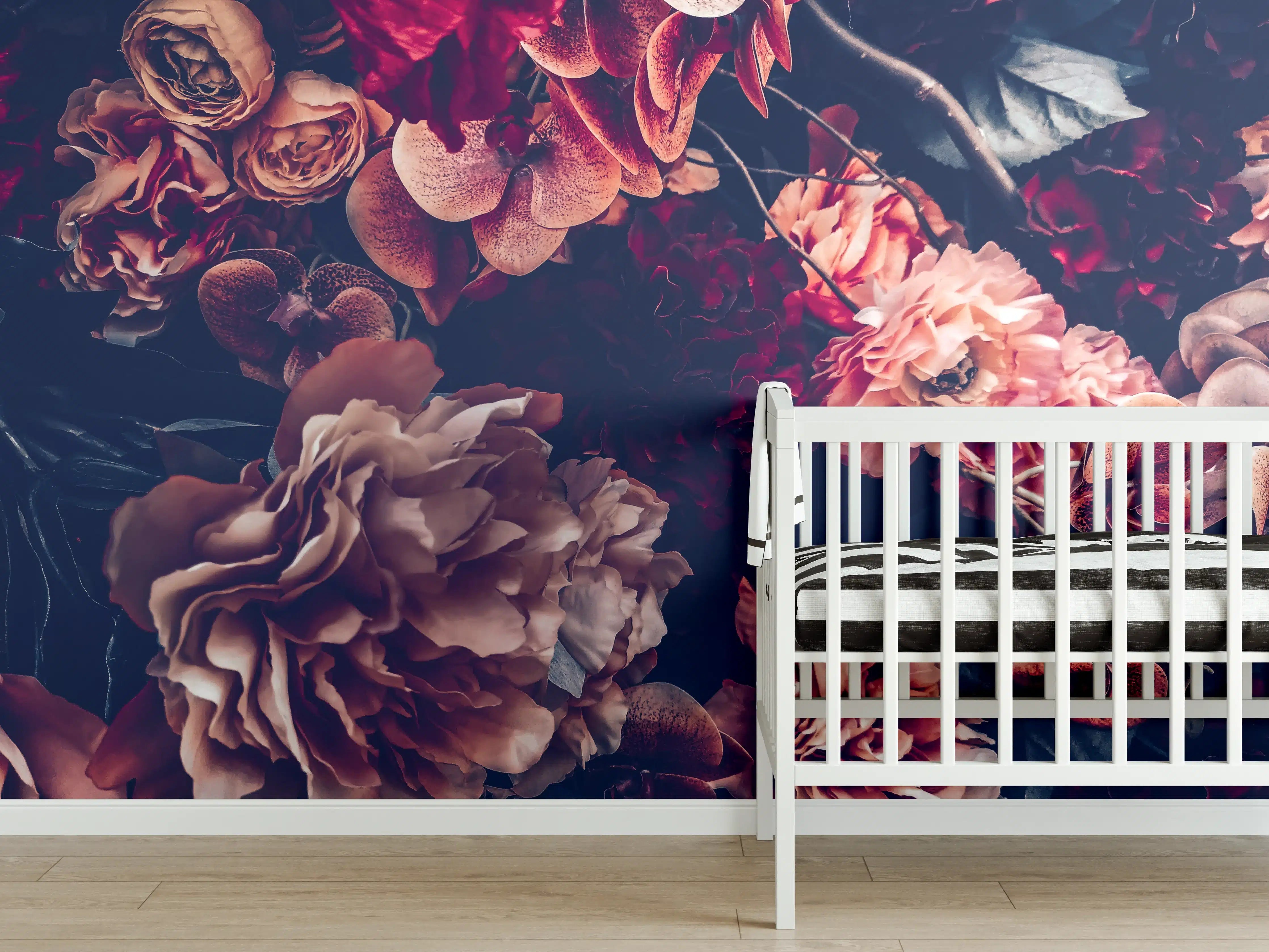 Babyzimmer Wandgestaltung - Künstliche Blumen im Vintage-Stil