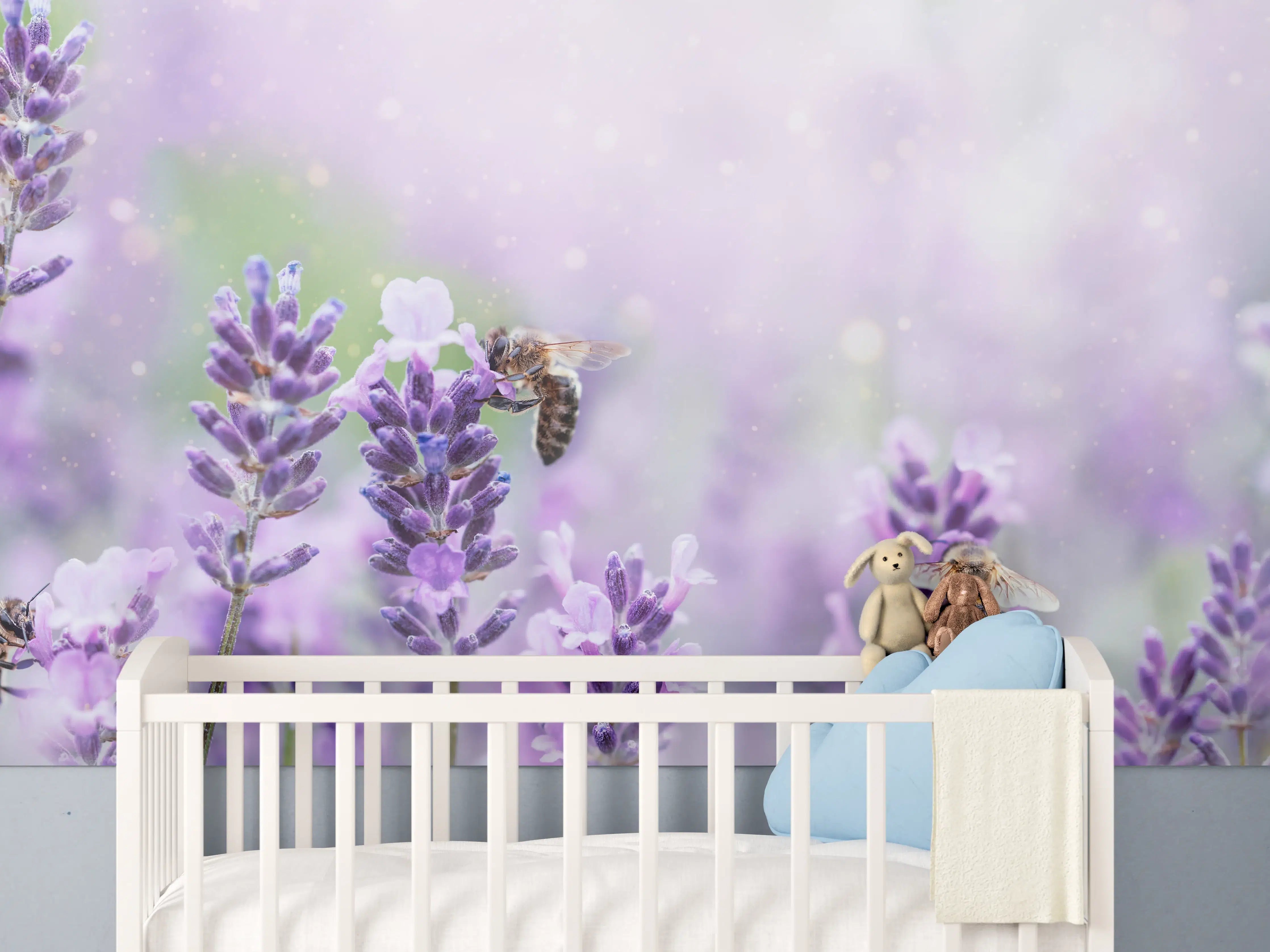 Babyzimmer Wandgestaltung - Lavendelfeld mit Bienen