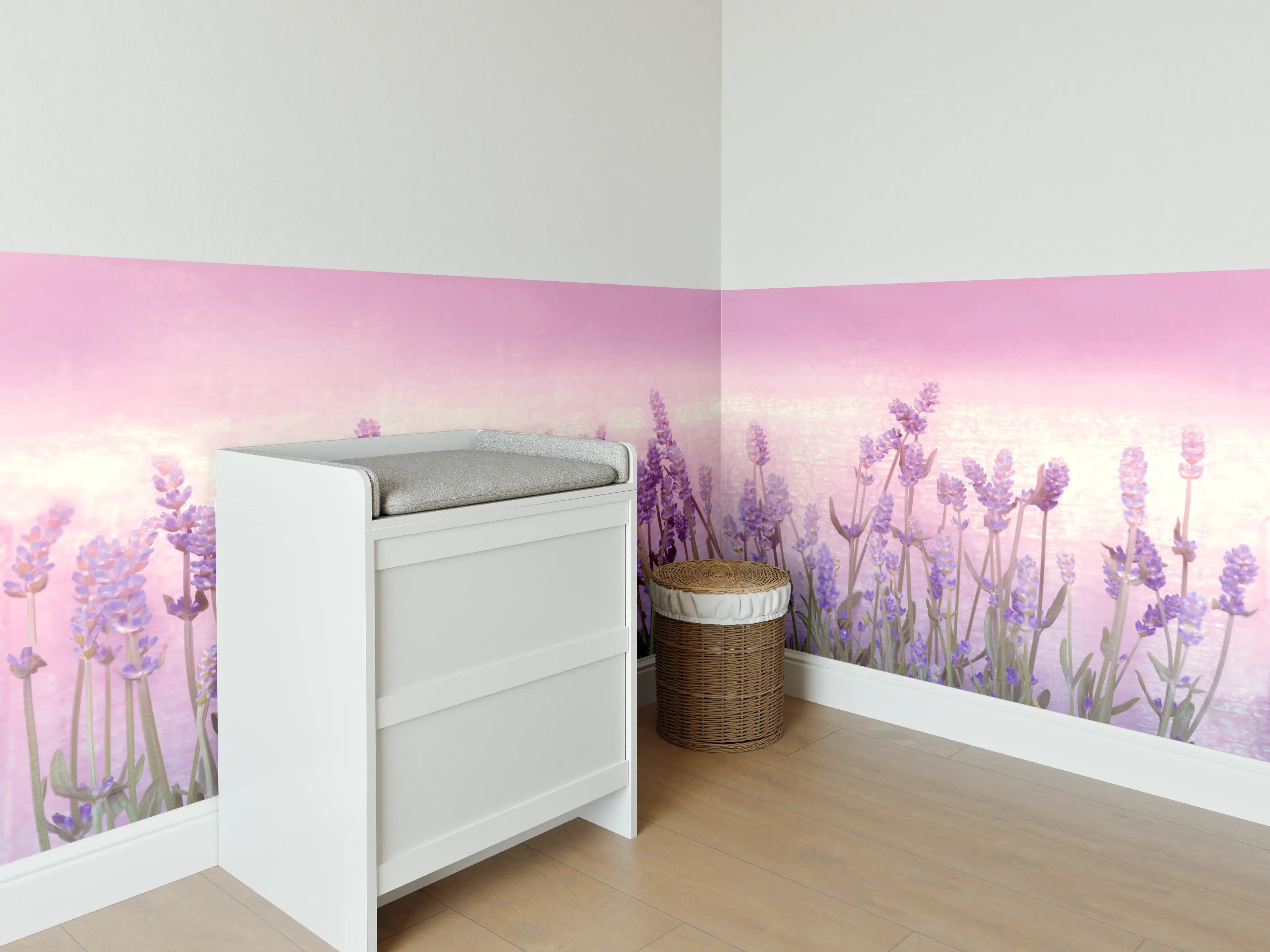 Babyzimmer Wandgestaltung - Lavendelwiese Rosa-Lila