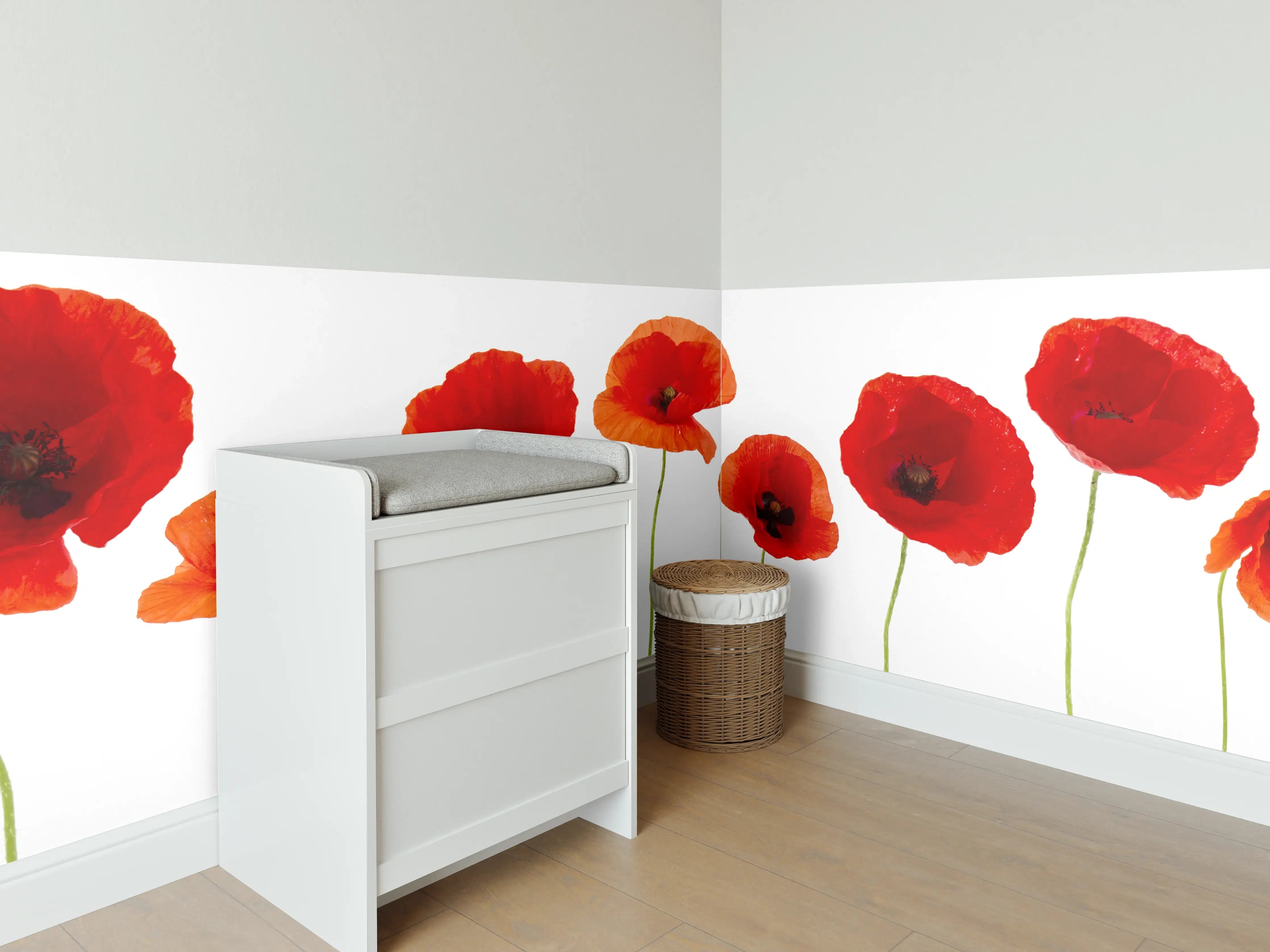 Babyzimmer Wandgestaltung - Lebendige Mohnblumen in Rot und Orange