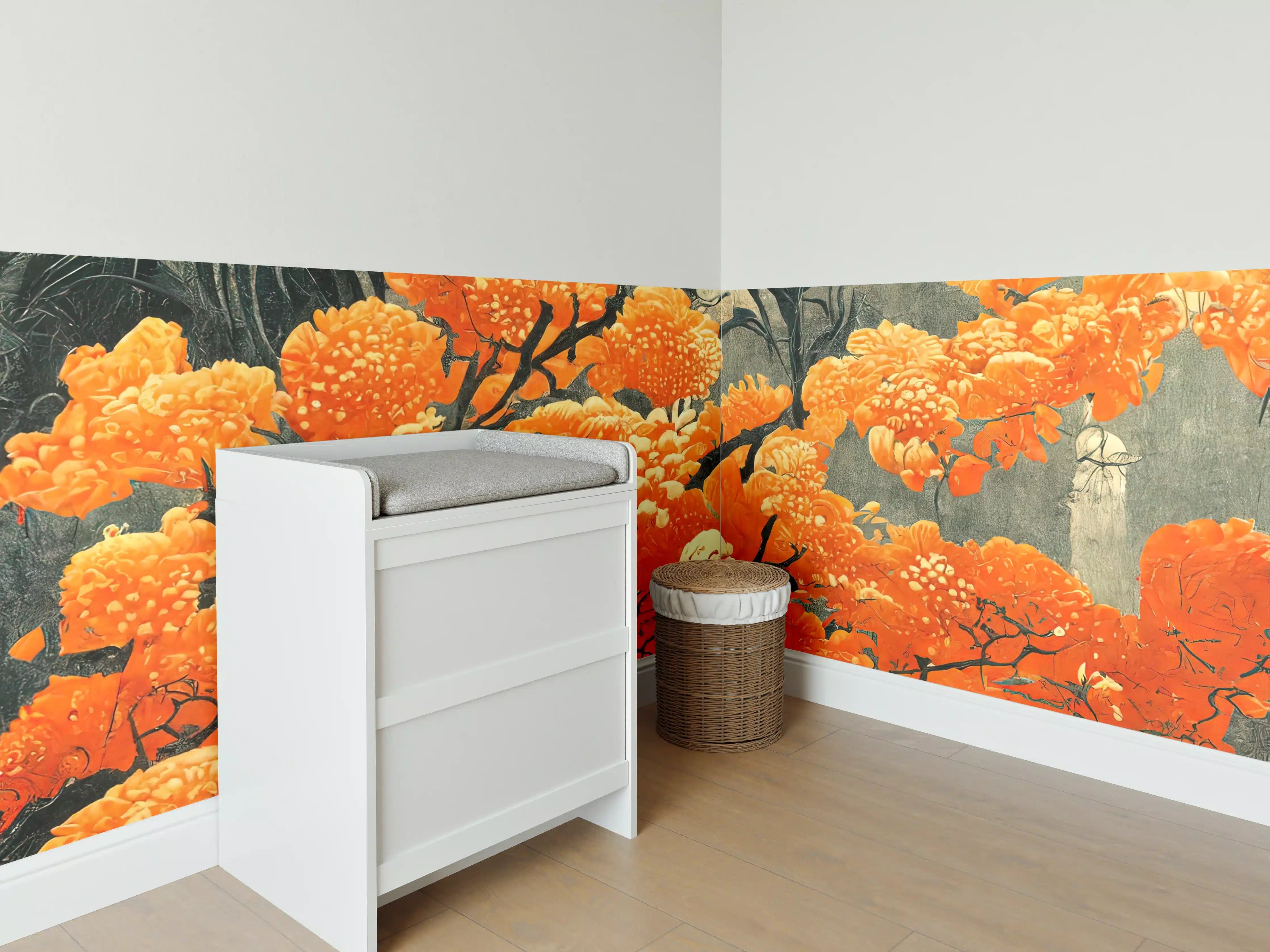 Babyzimmer Wandgestaltung - Leuchtende orange Blüten in altem Gemälde