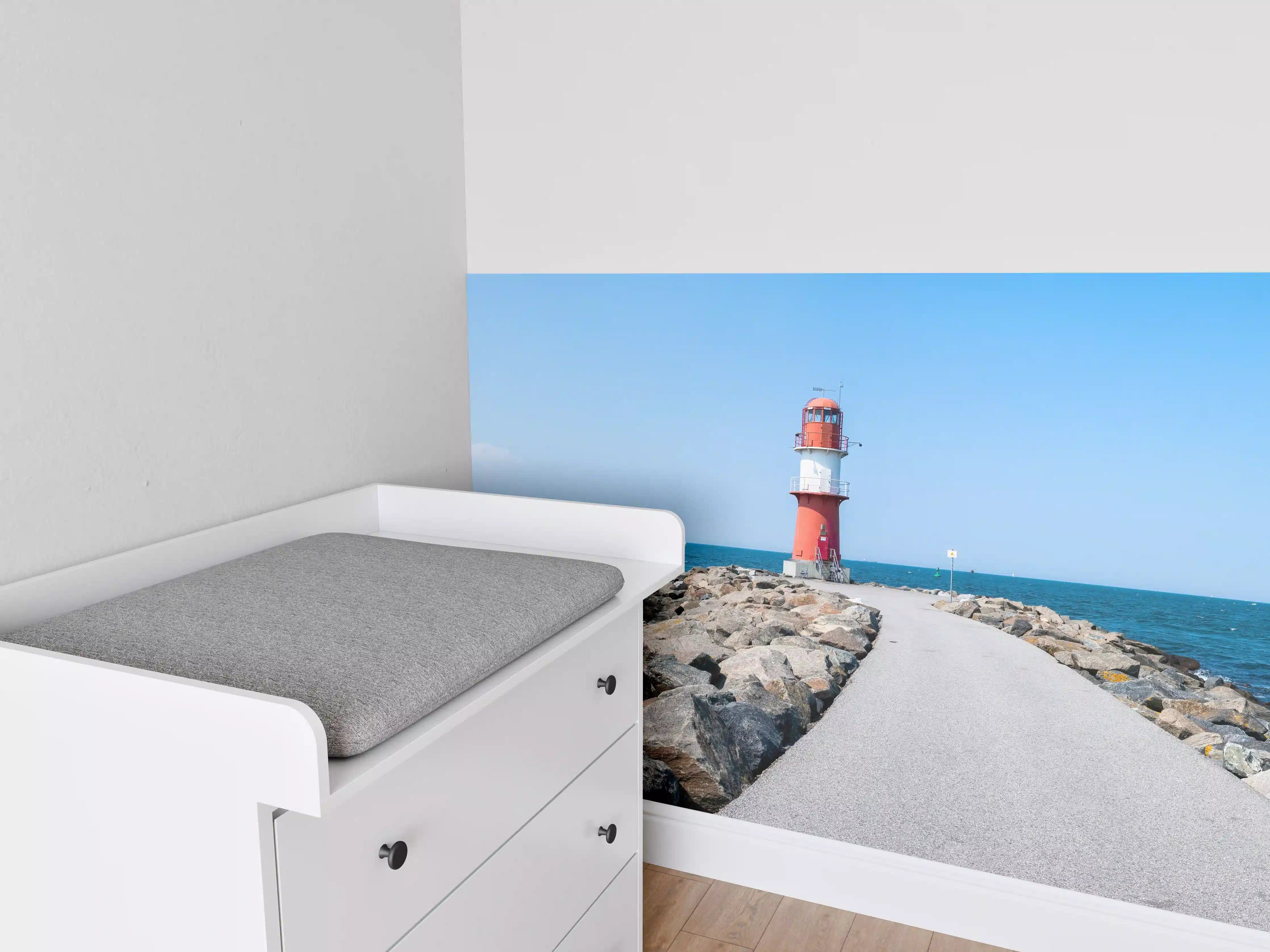 Babyzimmer Wandgestaltung - Leuchtturm am Meer
