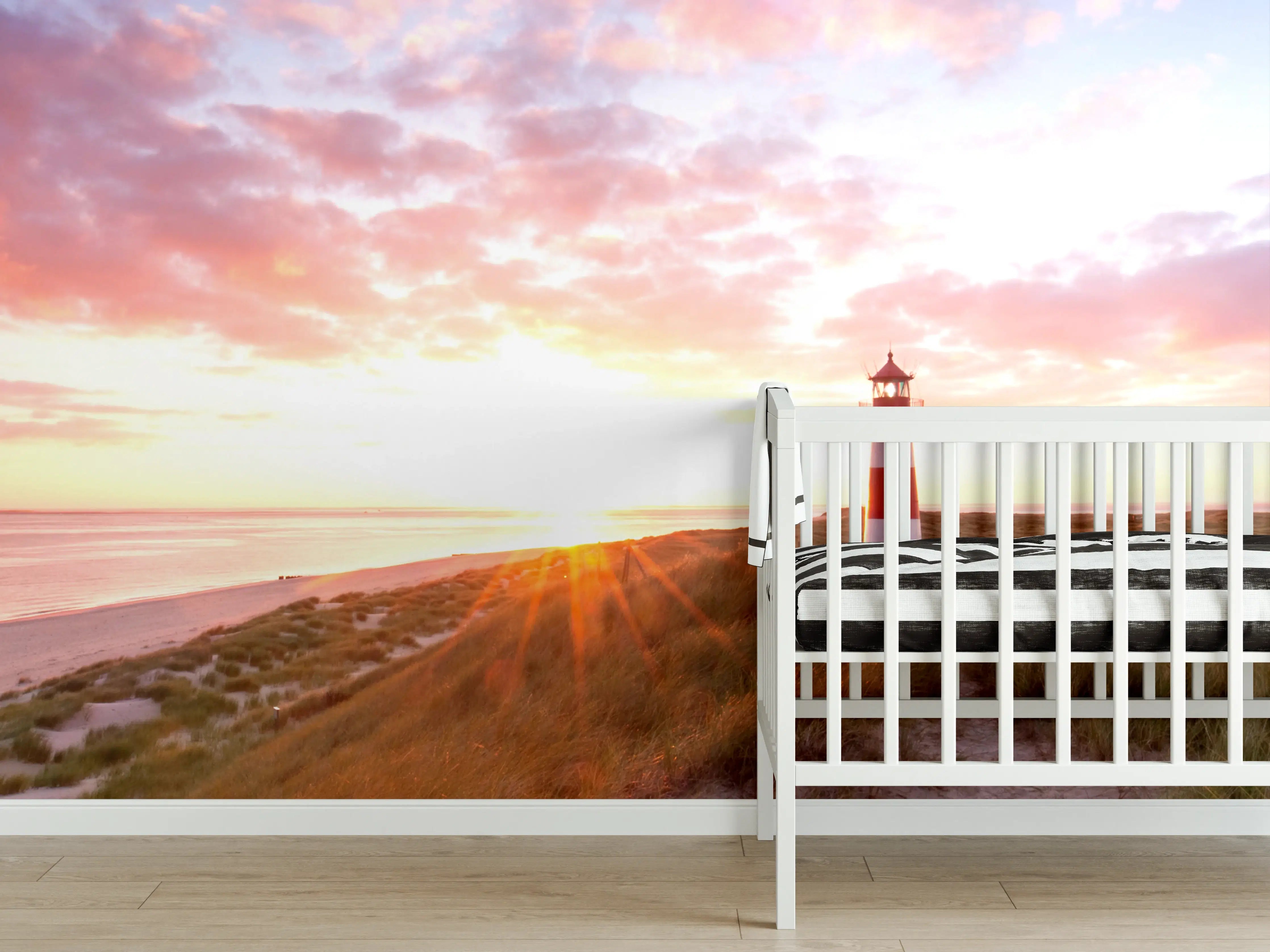 Babyzimmer Wandgestaltung - Leuchtturm im Grau beim Abendrot