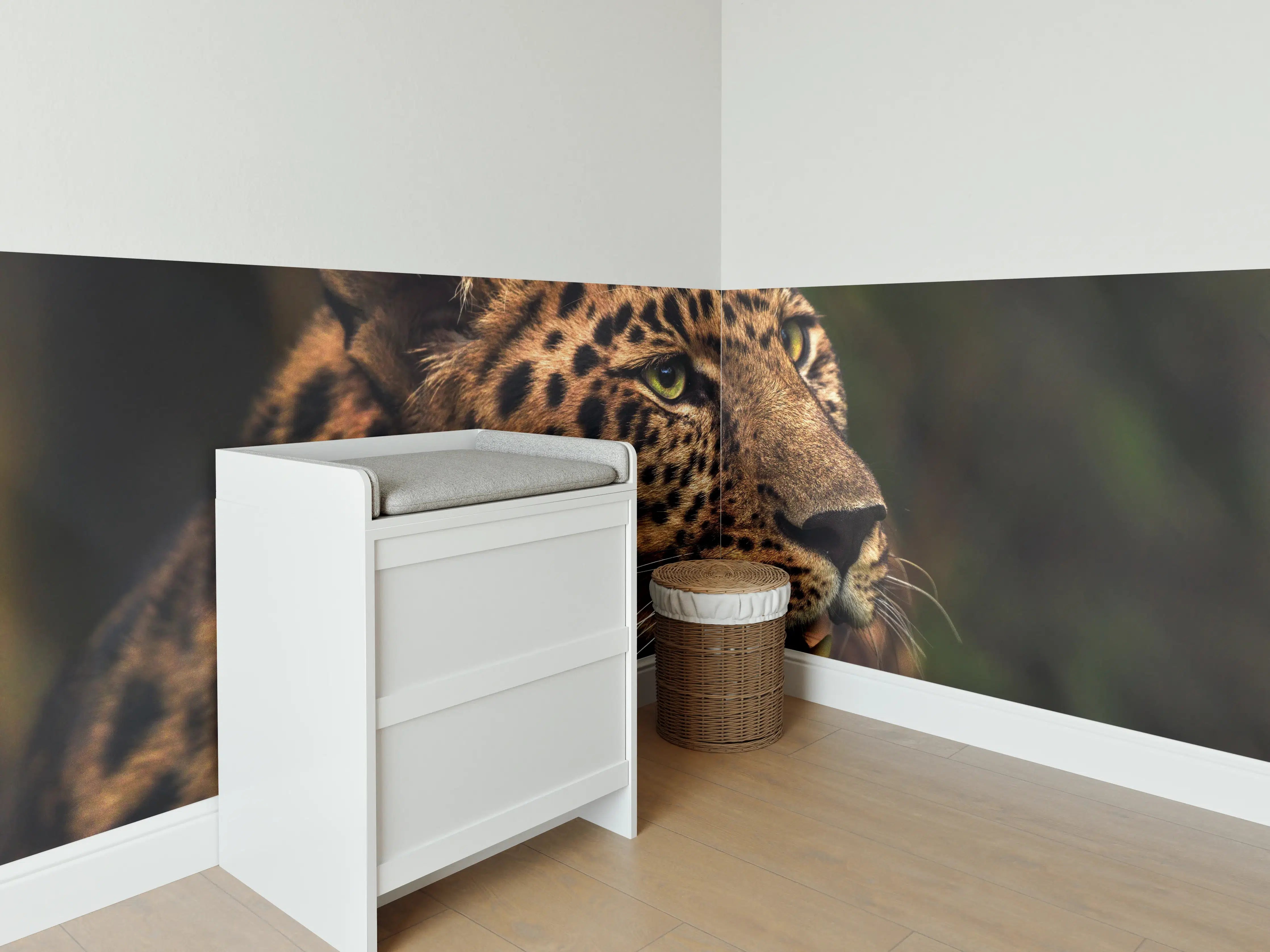 Babyzimmer Wandgestaltung - Majestätischer Amur-Leopard