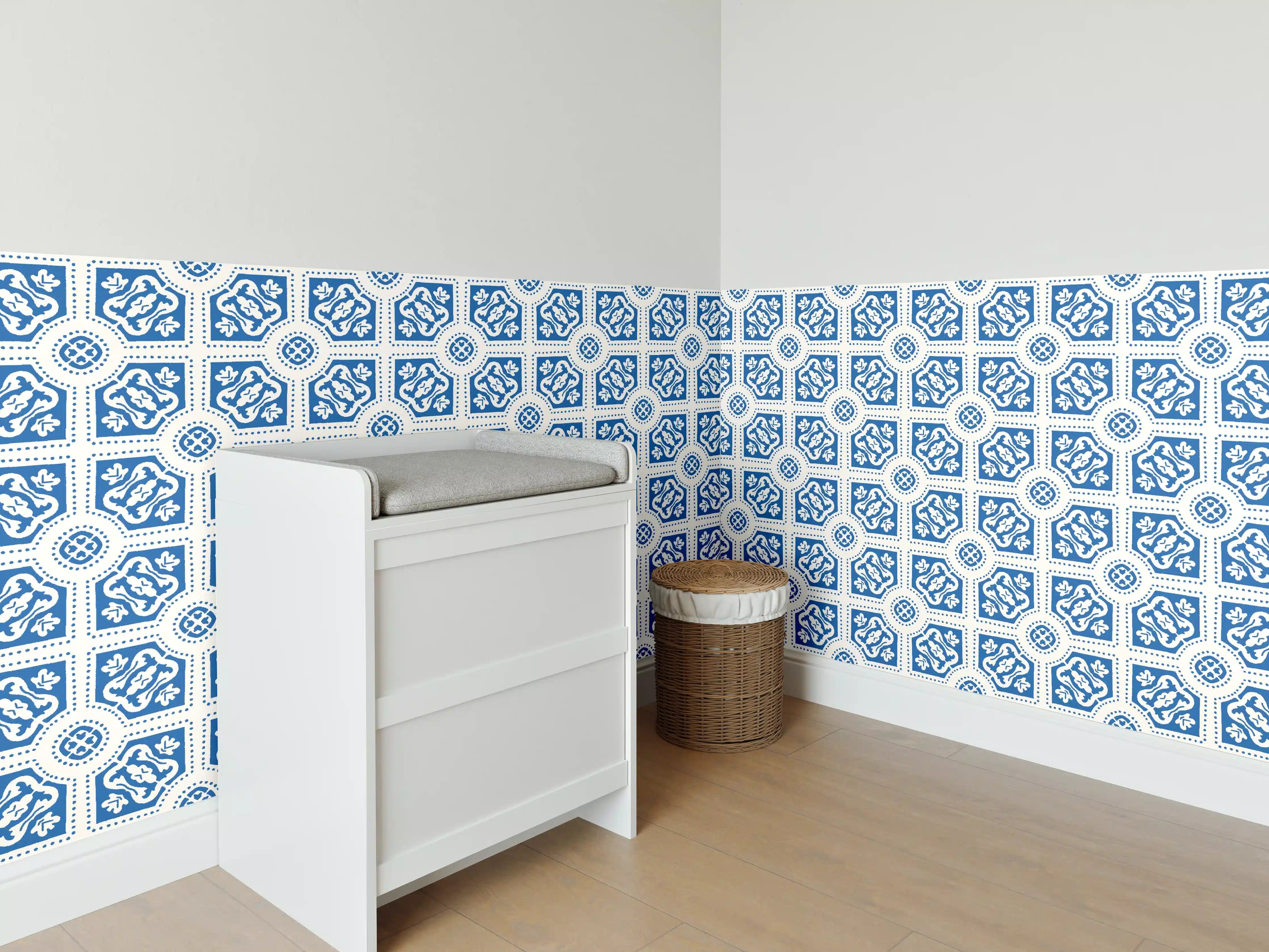 Babyzimmer Wandgestaltung - Maritimes Azur-Muster