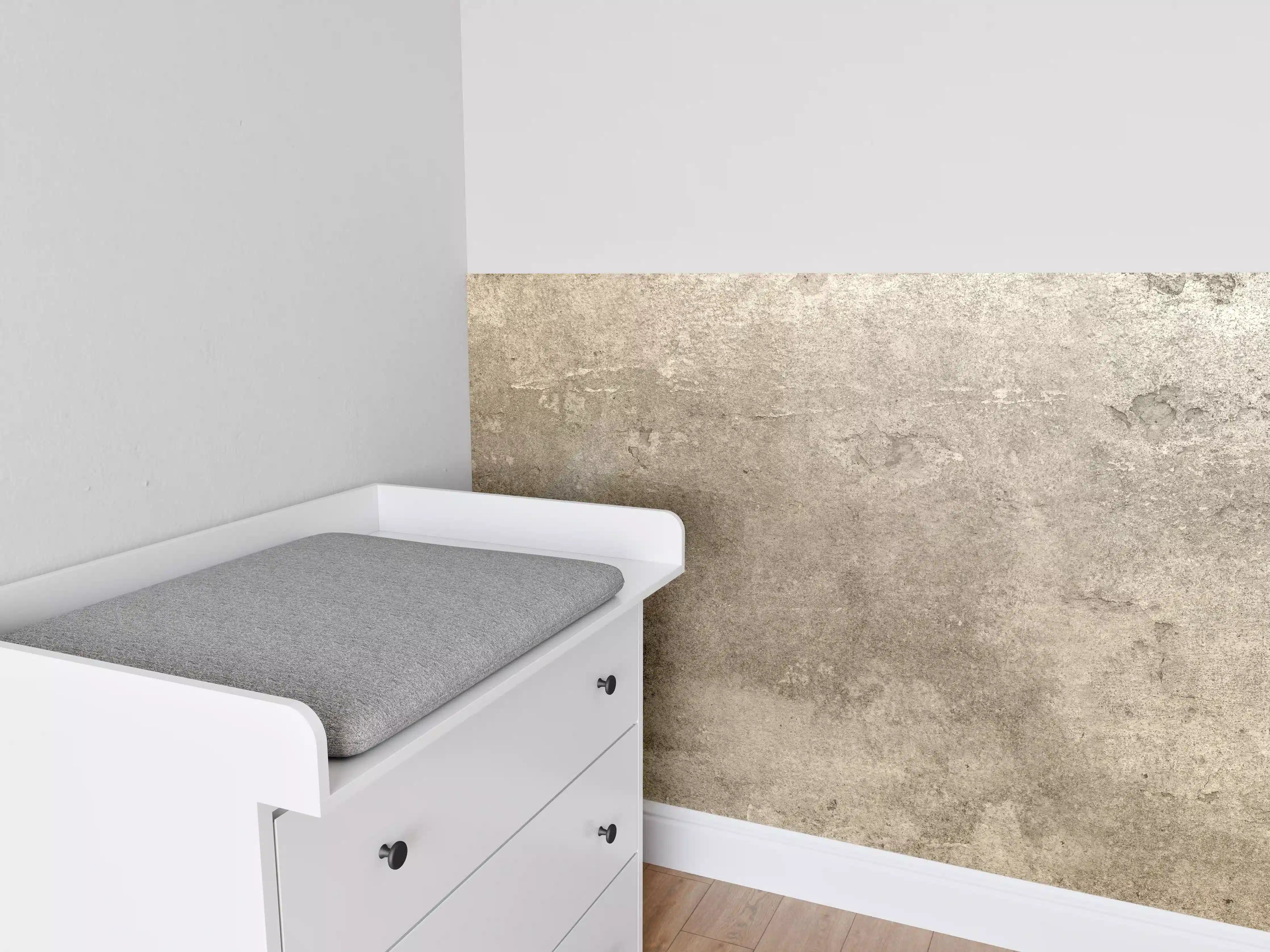 Babyzimmer Wandgestaltung - Massiver beigefarbiger Beton