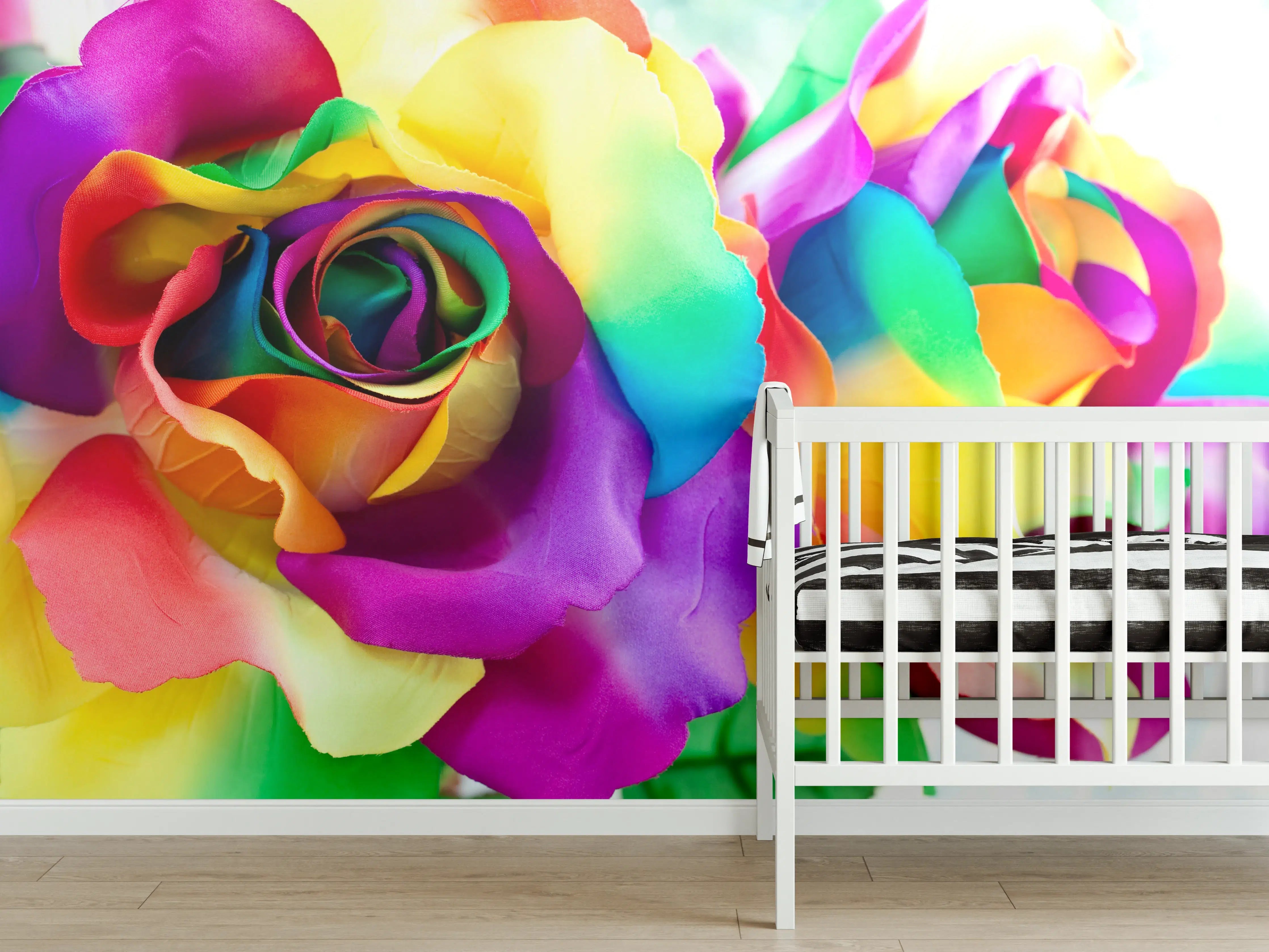 Babyzimmer Wandgestaltung - Mehrfarbige synthetische Rose