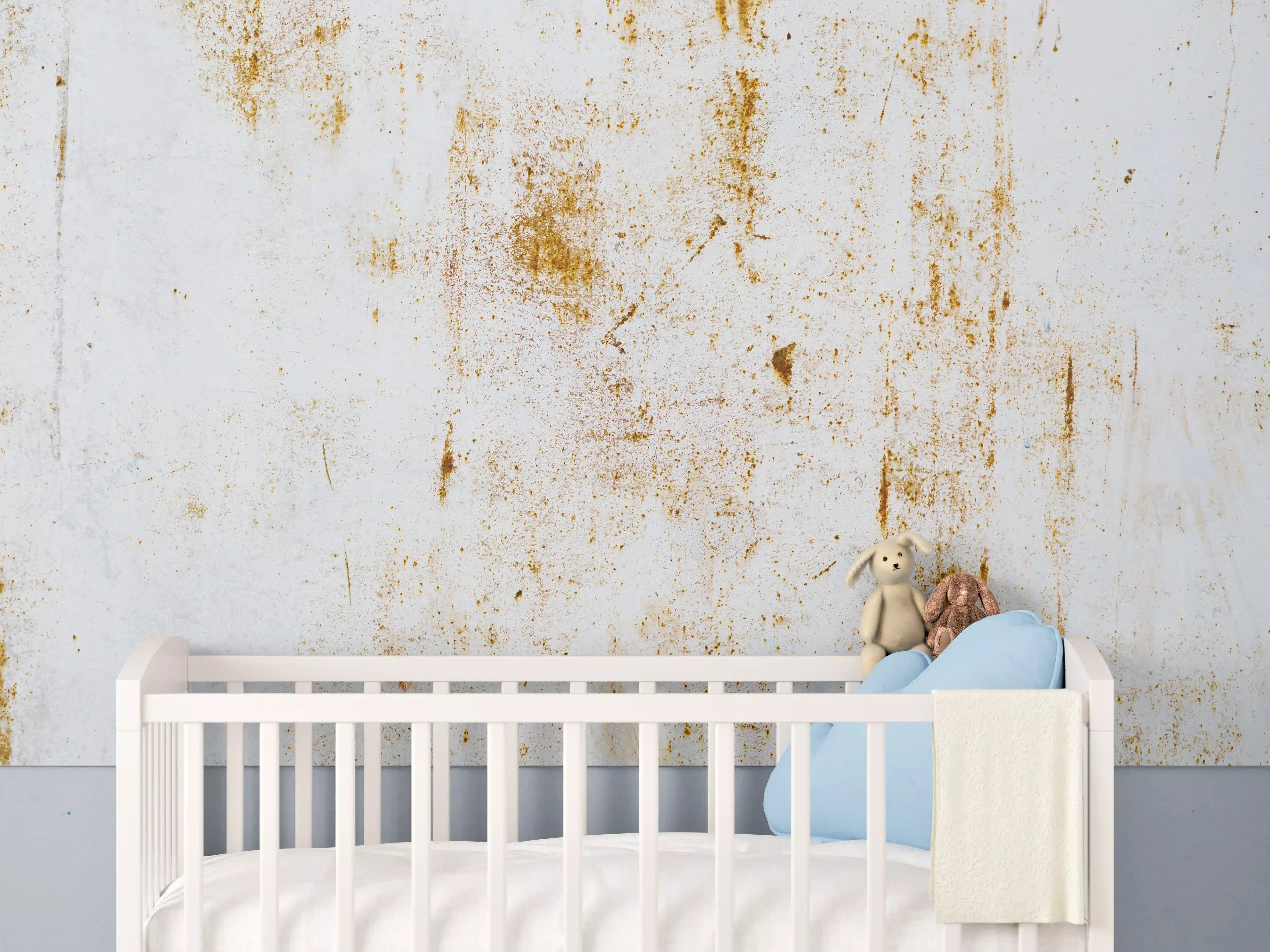 Babyzimmer Wandgestaltung - Metall mit rauer Rostoberfläche 