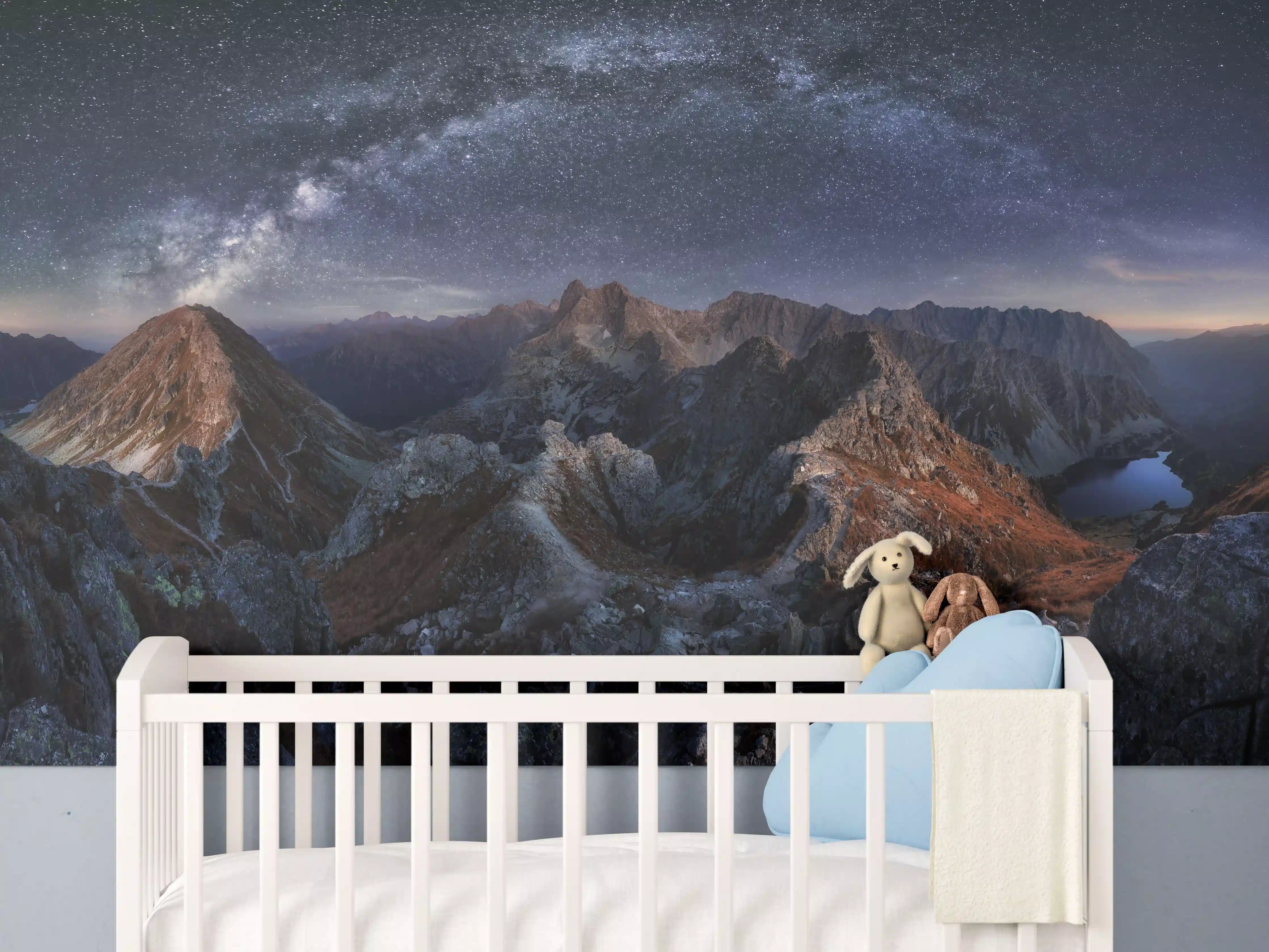 Babyzimmer Wandgestaltung - Milchstraße über Tatra Gebirgspanorama