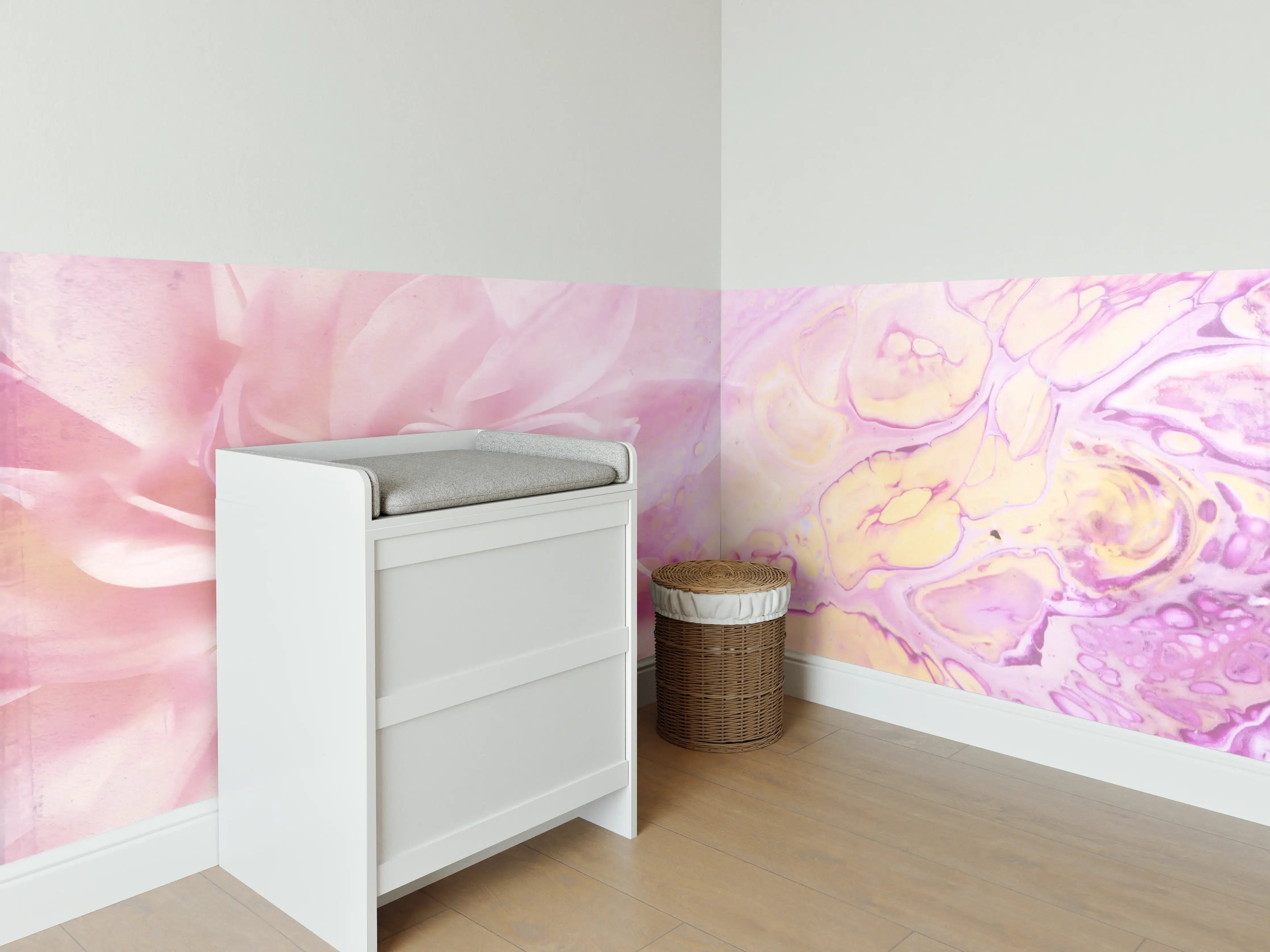 Babyzimmer Wandgestaltung - Moderne Kunst - Floral