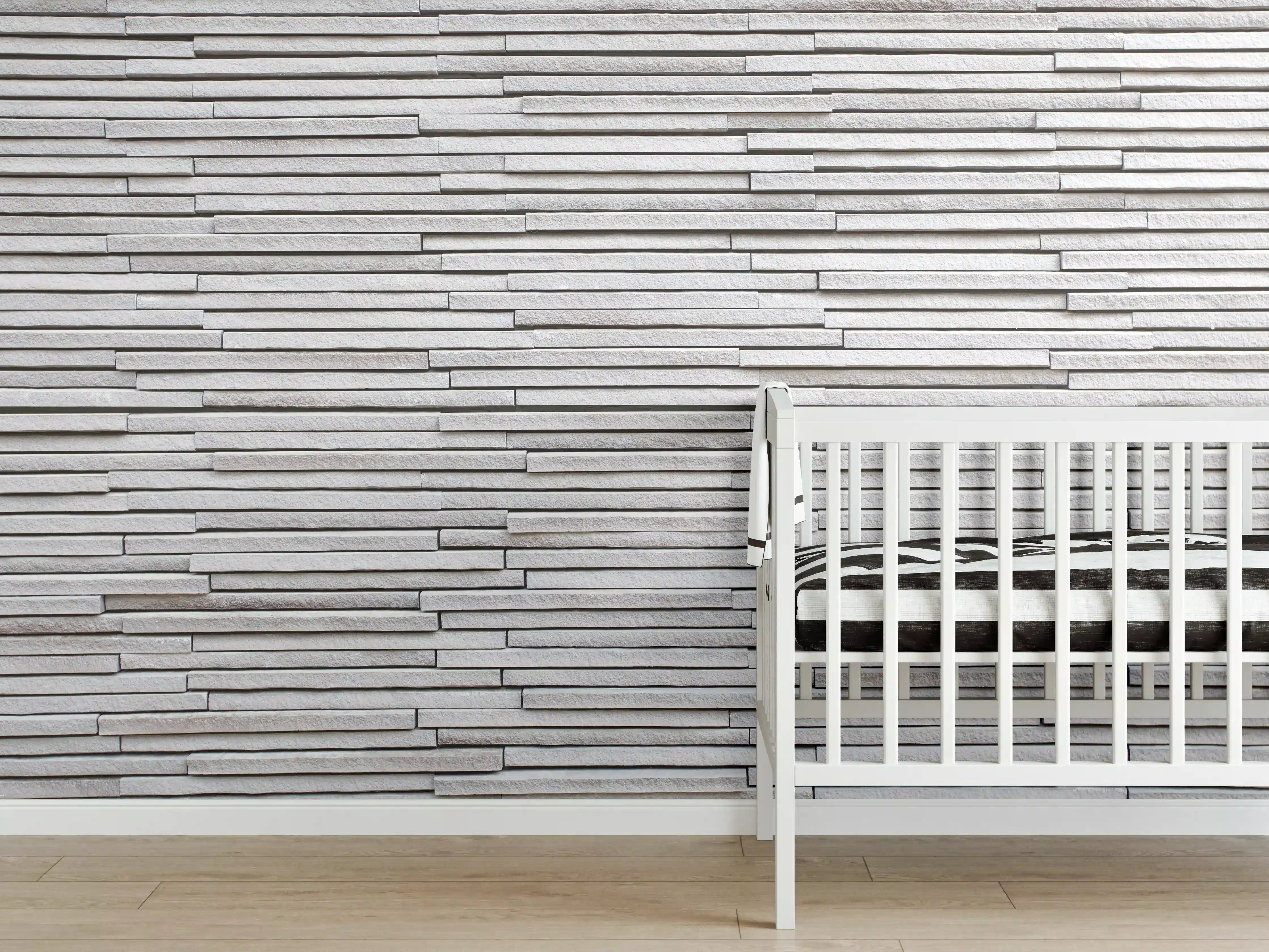 Babyzimmer Wandgestaltung - Moderne helle Steinwand