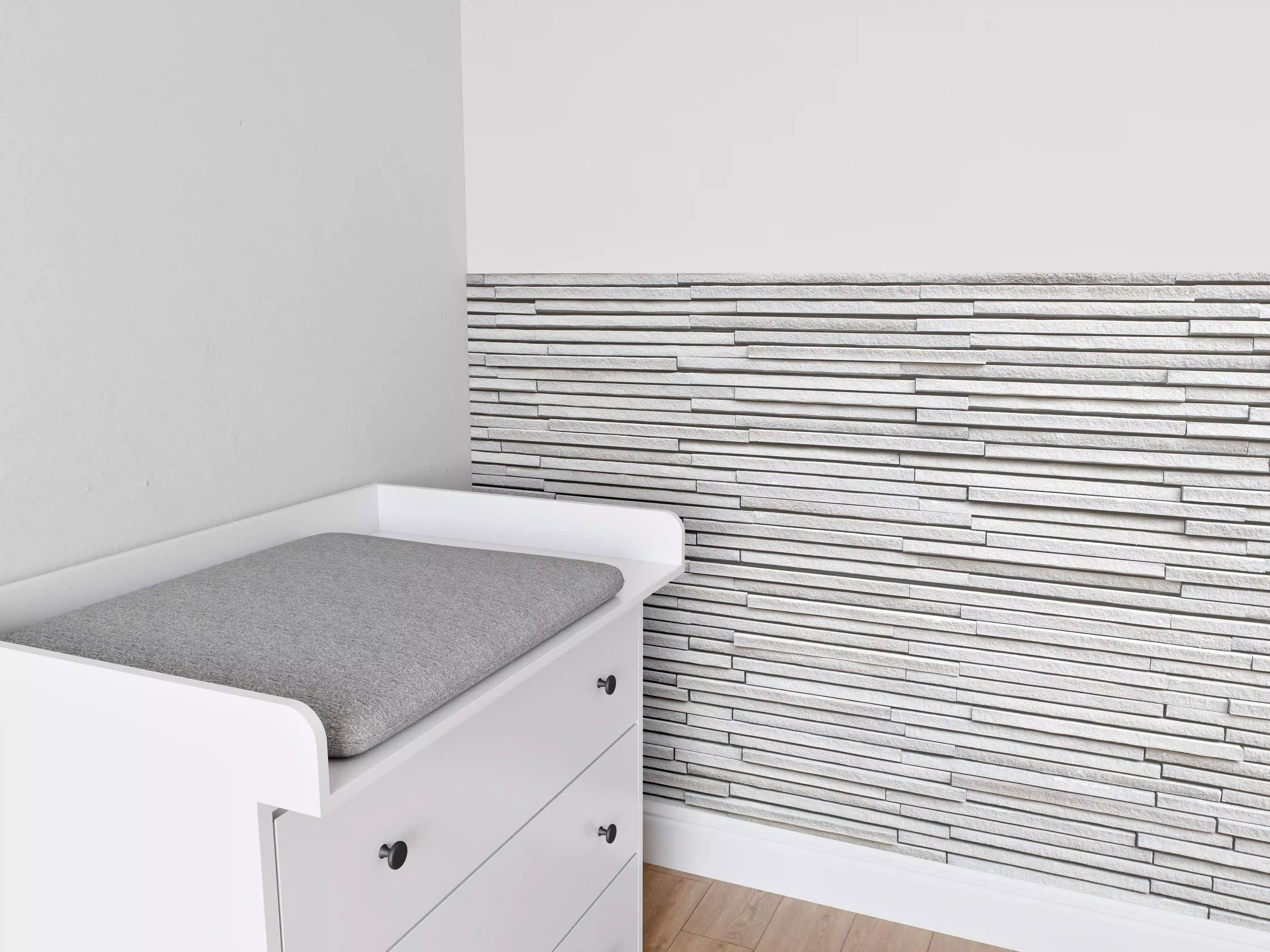 Babyzimmer Wandgestaltung - Moderne helle Steinwand