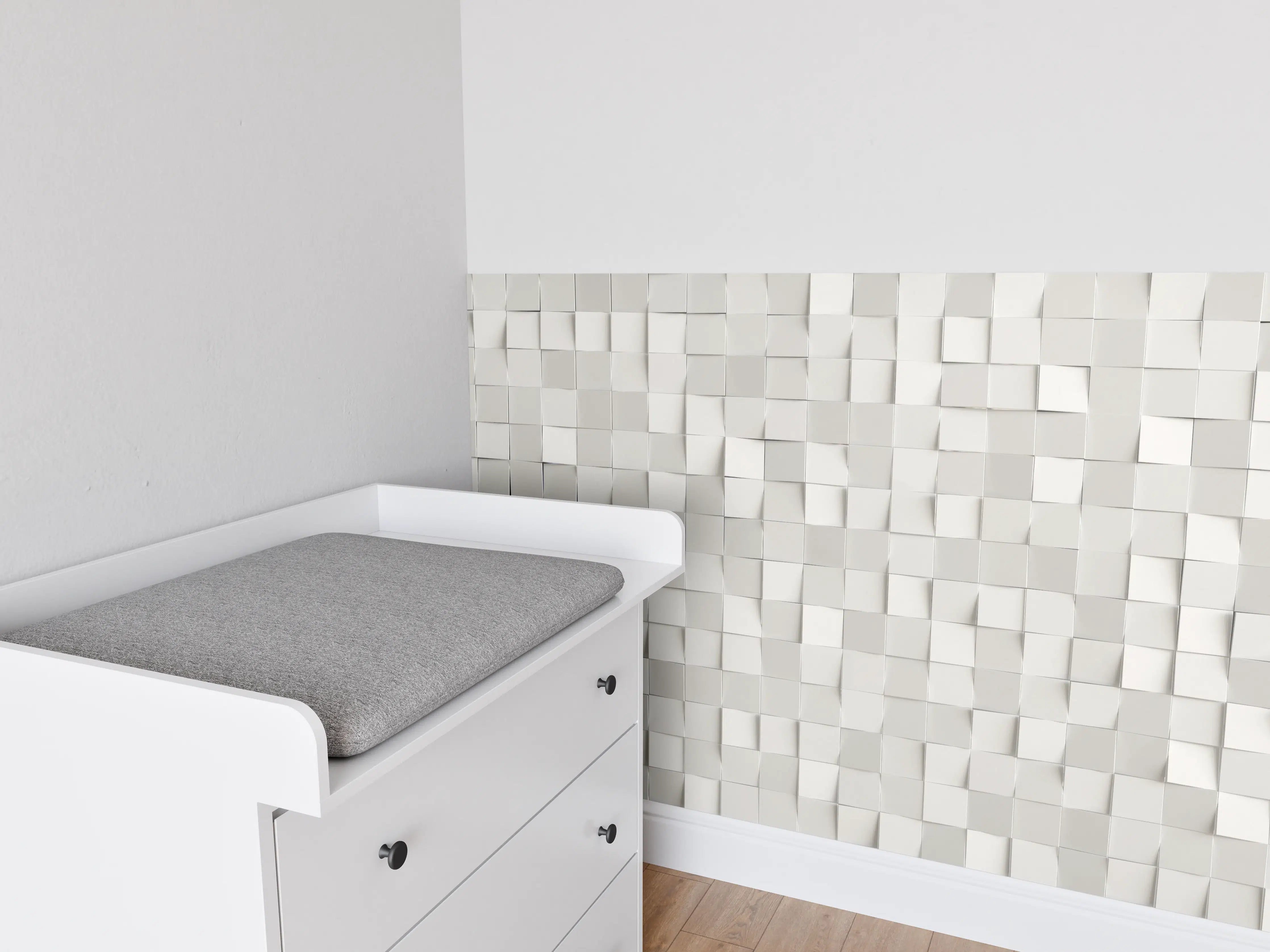 Babyzimmer Wandgestaltung - Moderne weiße 3D-Wandpaneele mit geometrischem Muster