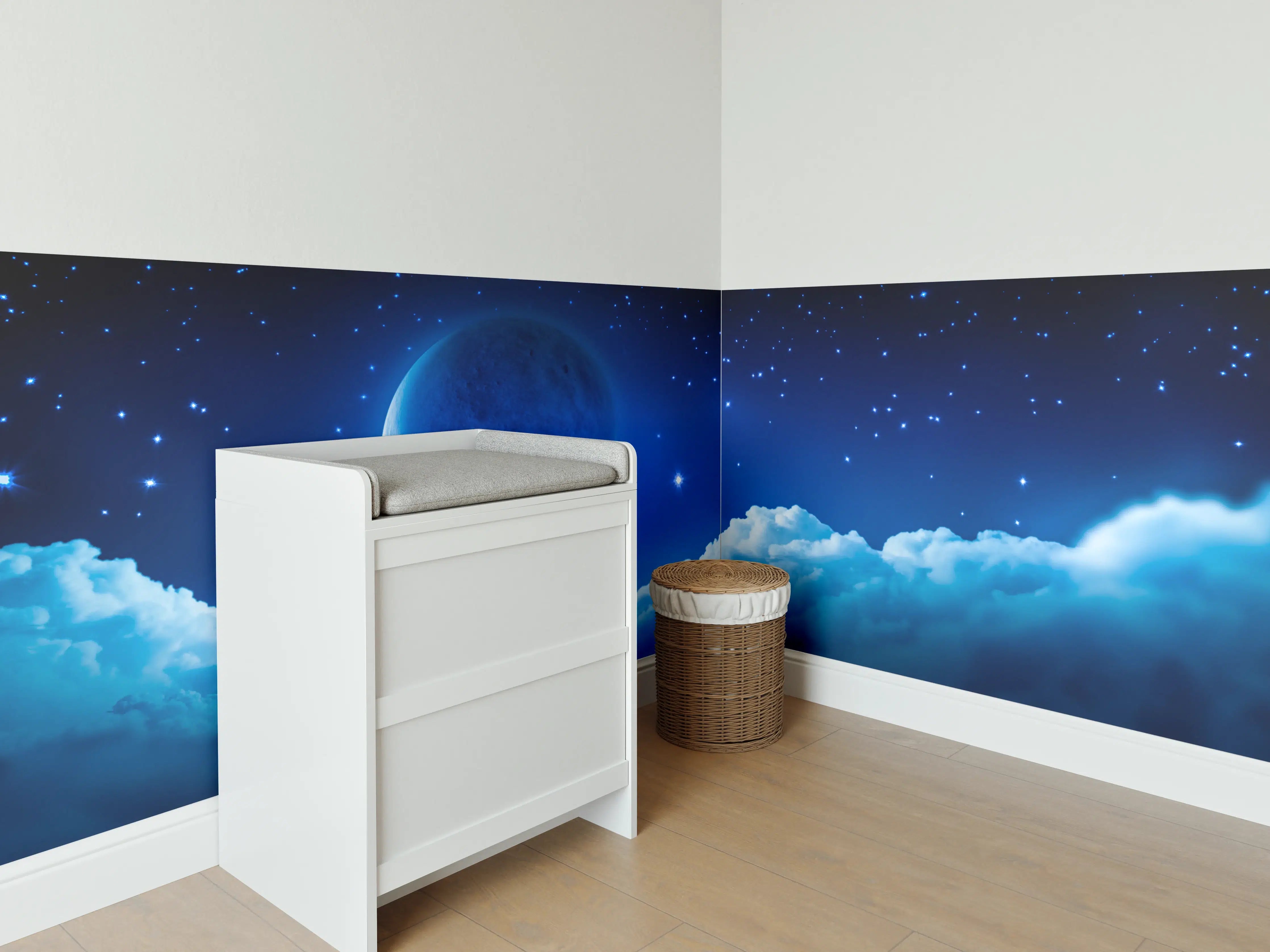 Babyzimmer Wandgestaltung - Mondnacht im Grauenschimmer