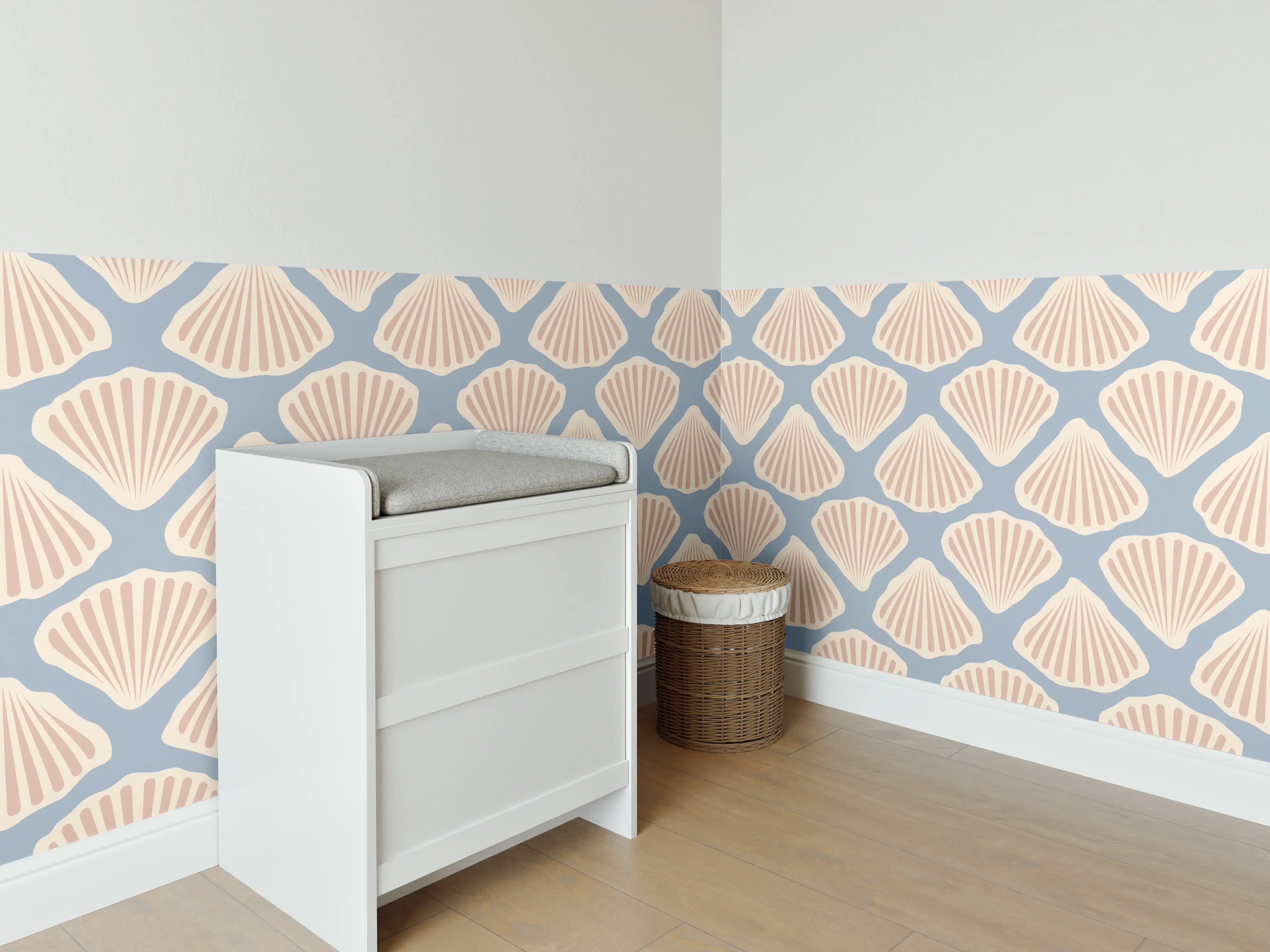 Babyzimmer Wandgestaltung - Muschel-Muster Türkis-Beige Tapete