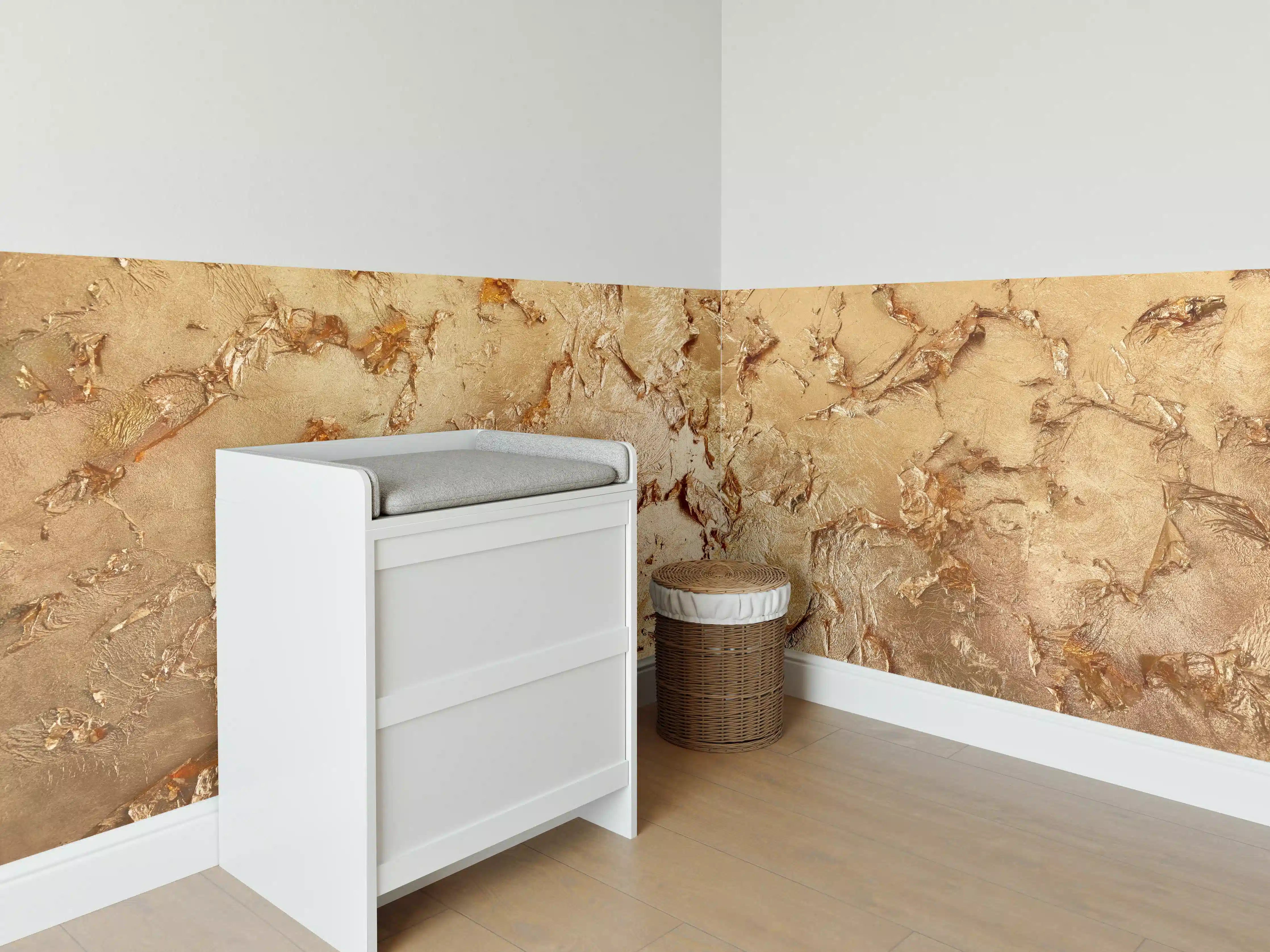 Babyzimmer Wandgestaltung - Muster einer vergoldeten Wand
