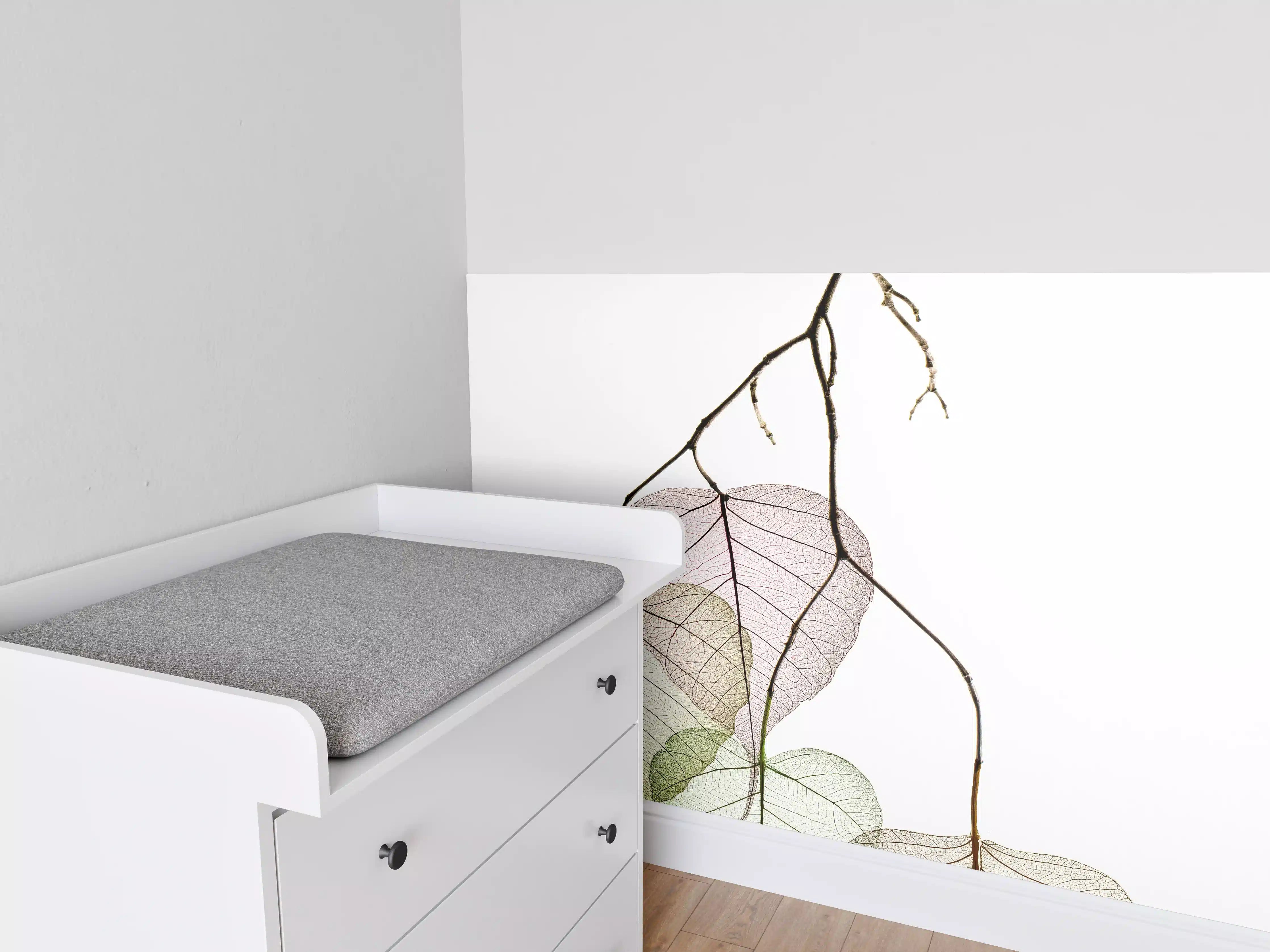 Babyzimmer Wandgestaltung - Nahaufnahme - Blätterzweige 
