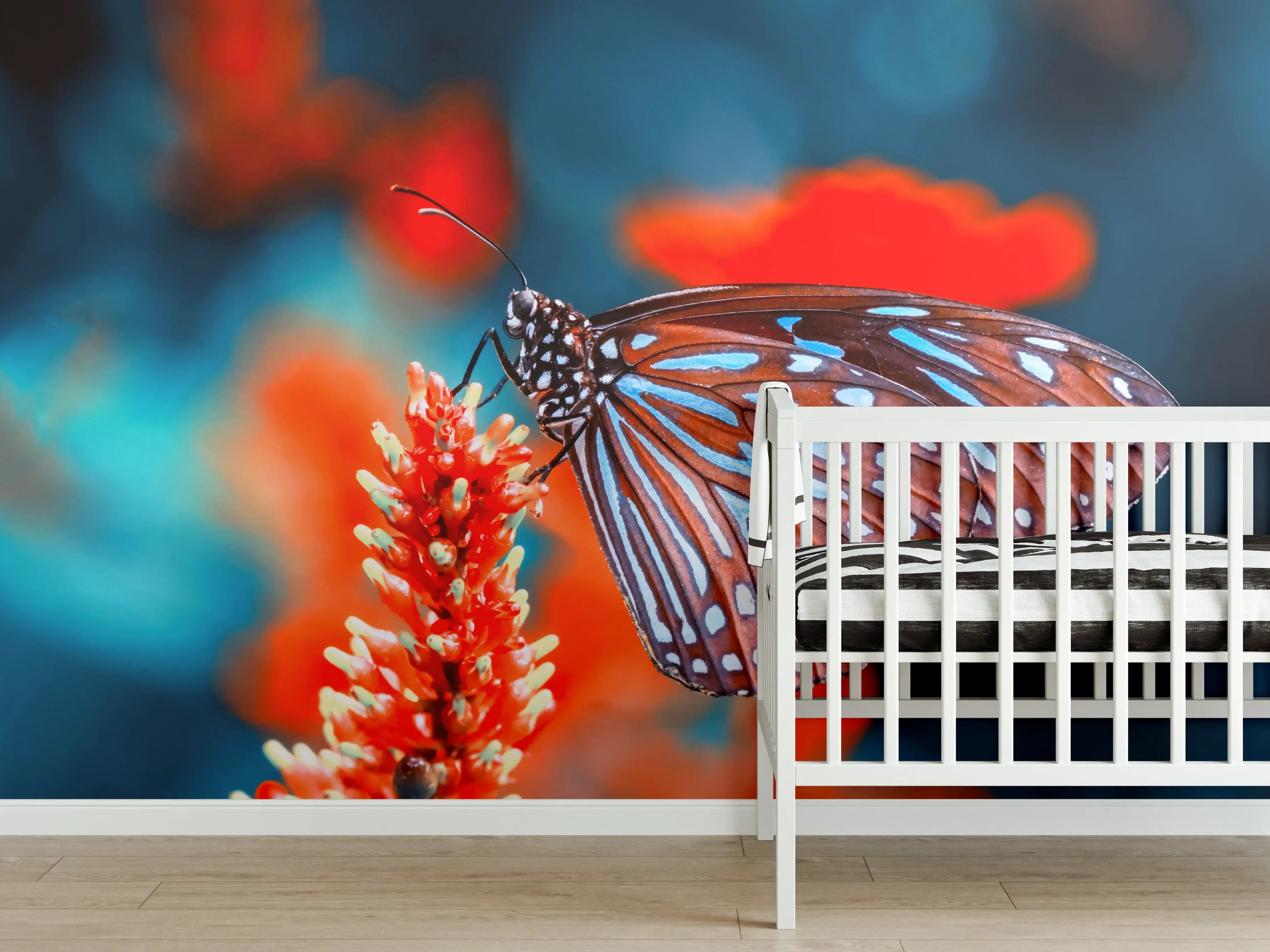 Babyzimmer Wandgestaltung - Nahaufnahme eines bezaubernden Schmetterlings