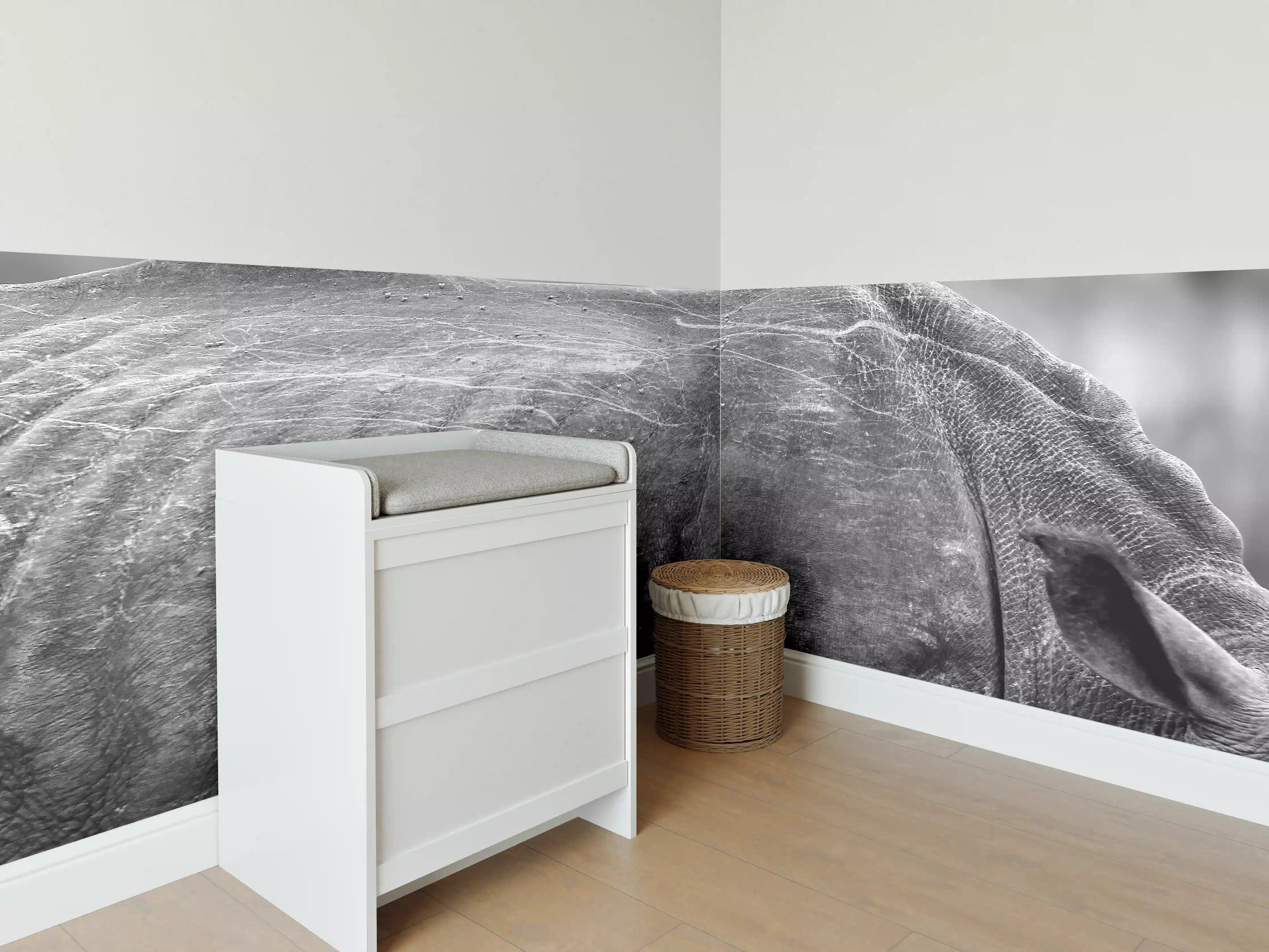 Babyzimmer Wandgestaltung - Nashorn - schwarz-weiß