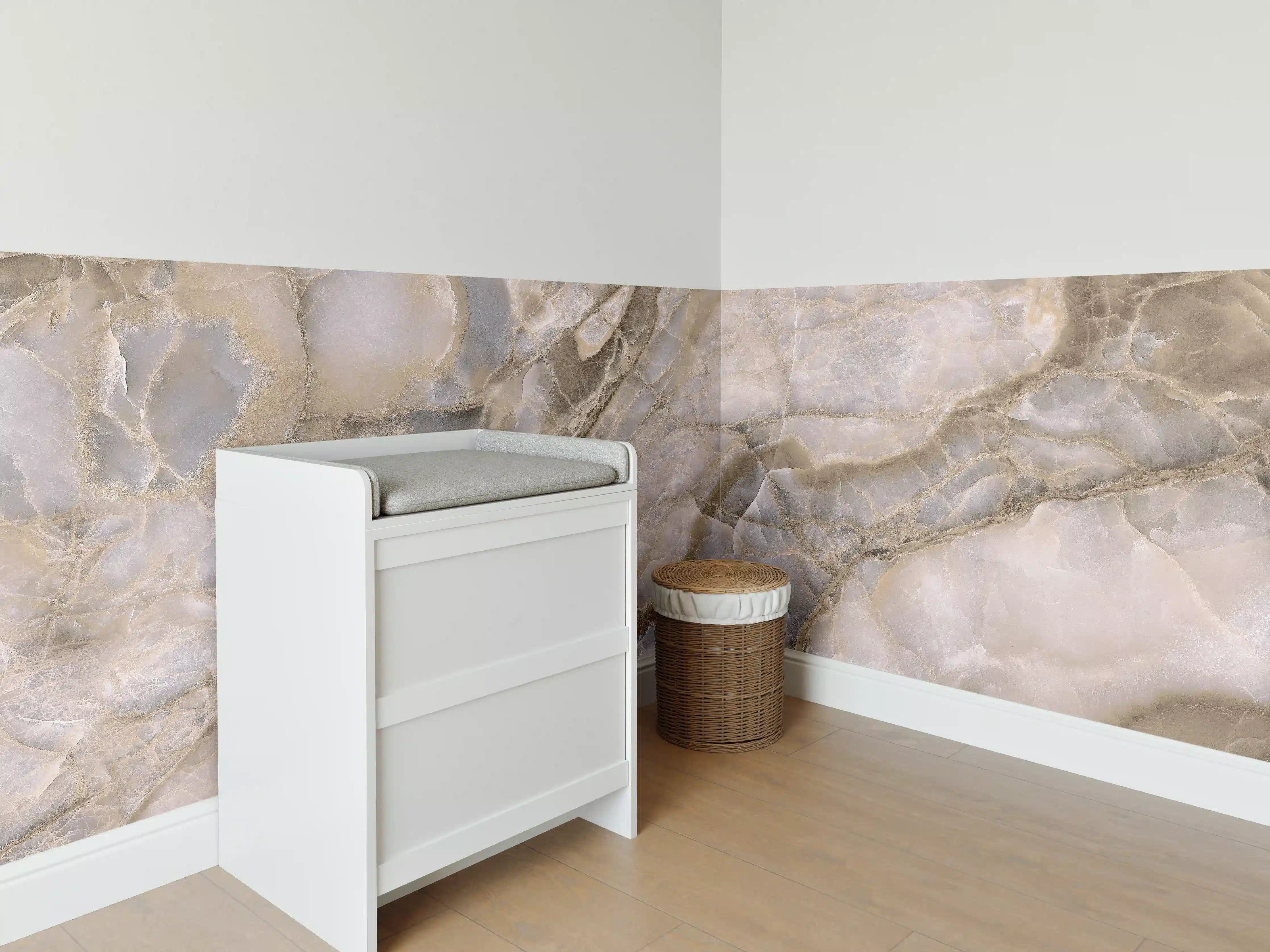 Babyzimmer Wandgestaltung - Natürliche graue Onyx Oberfläche