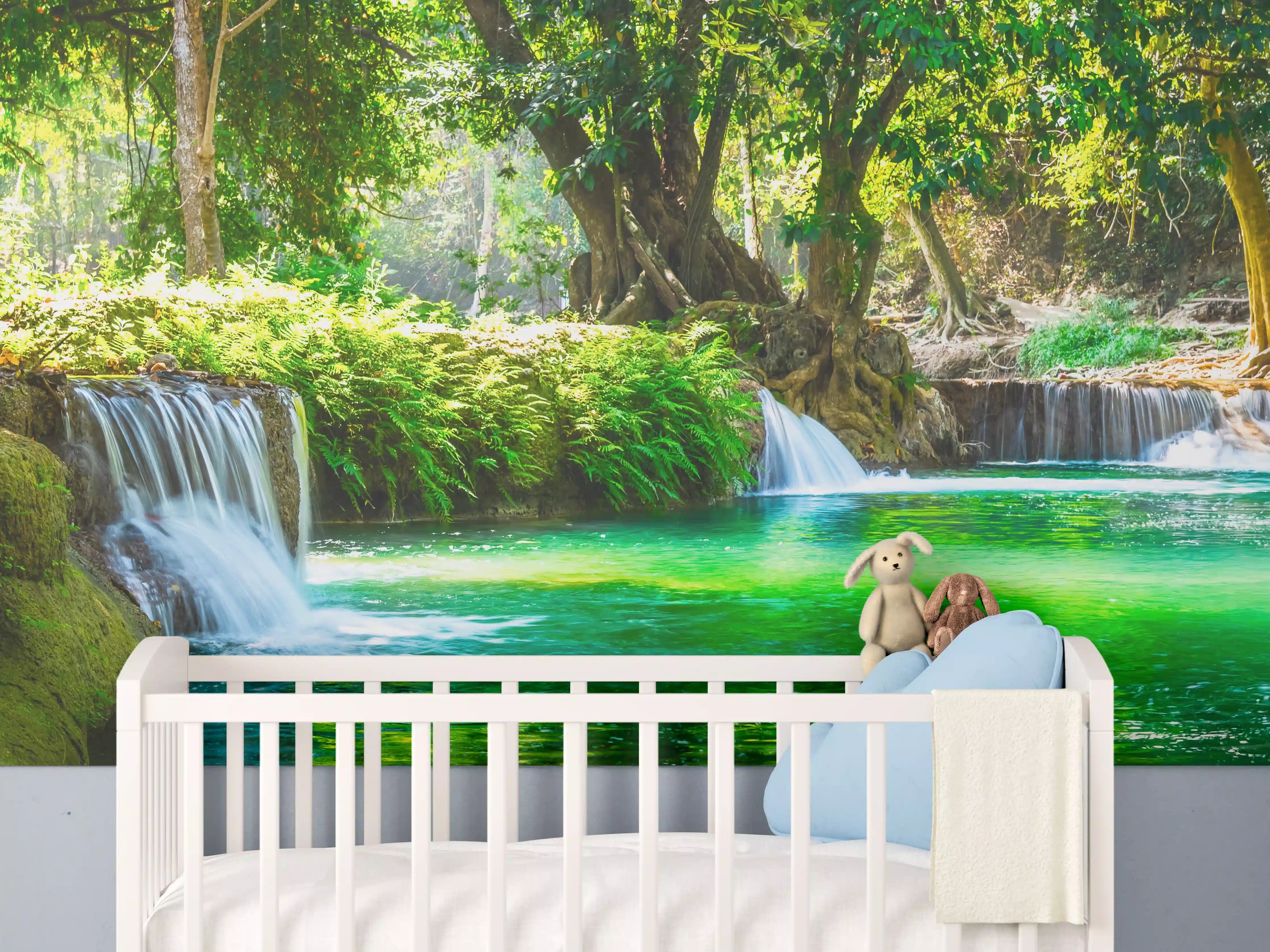 Babyzimmer Wandgestaltung - Naturerlebnis am Wasserfall im Grünen
