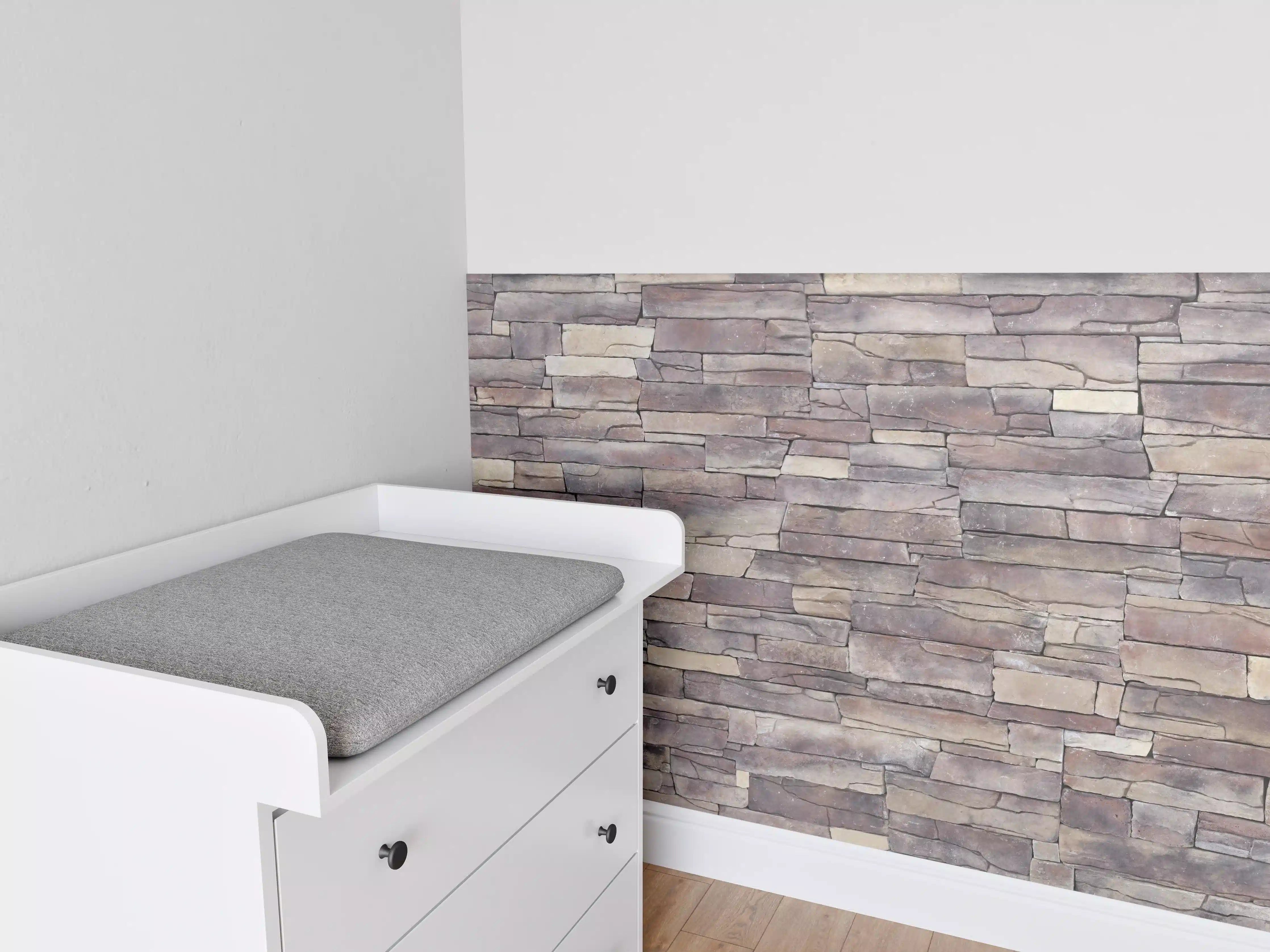 Babyzimmer Wandgestaltung - Natursteinmauer aus Sandstein