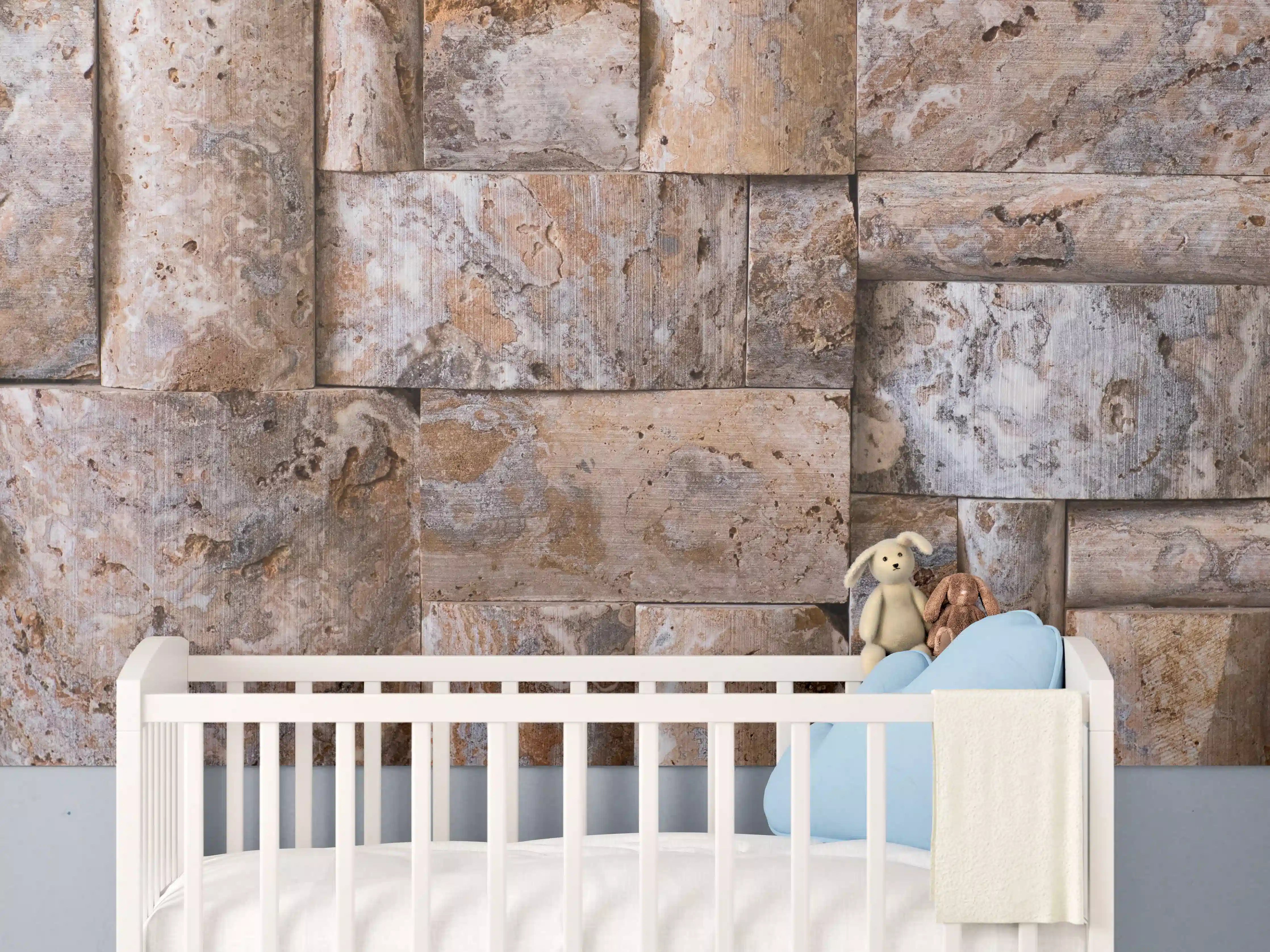 Babyzimmer Wandgestaltung - Natursteinwand mit warmen Erdtönen