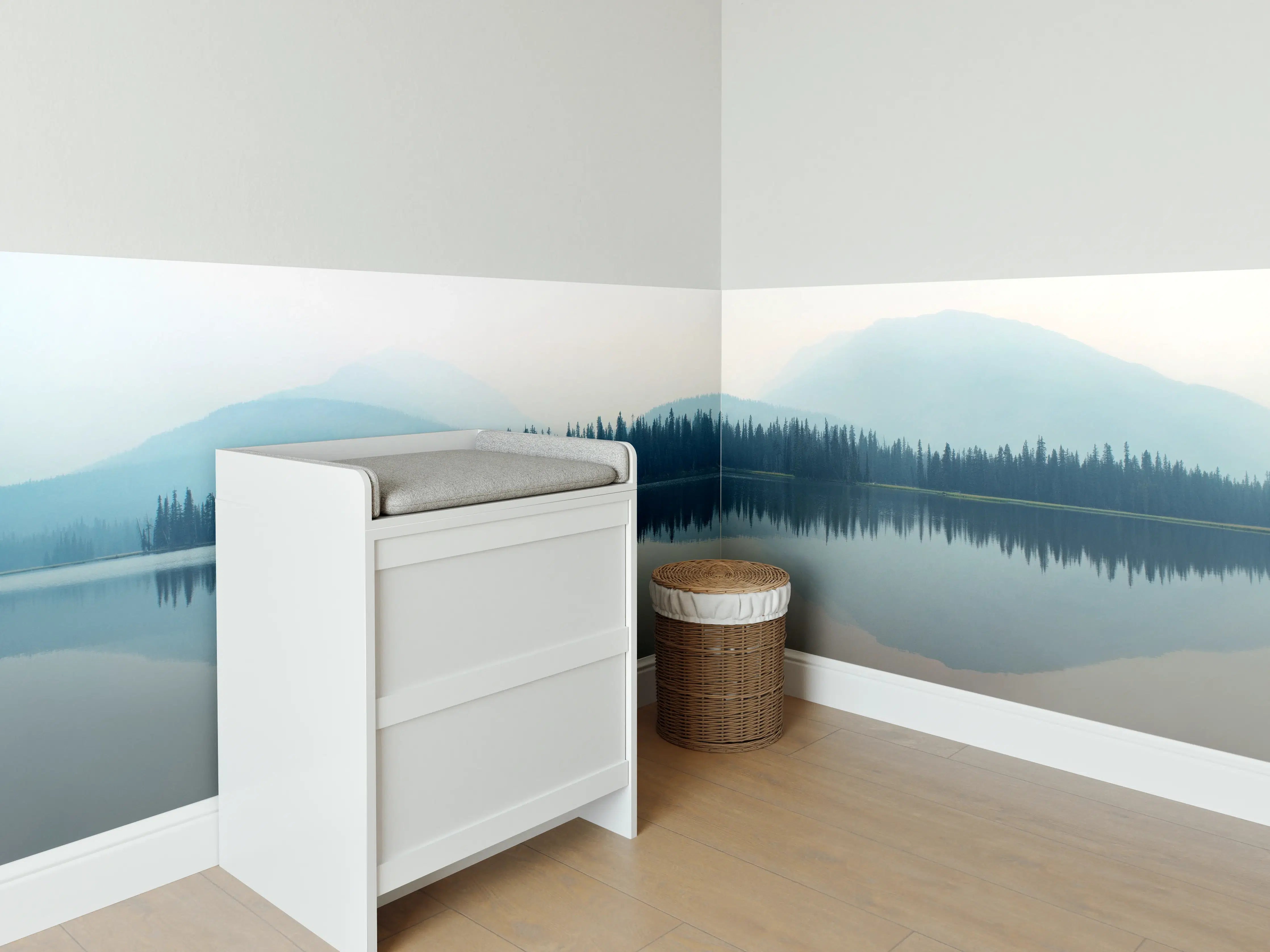 Babyzimmer Wandgestaltung - Nebliger Bergsee