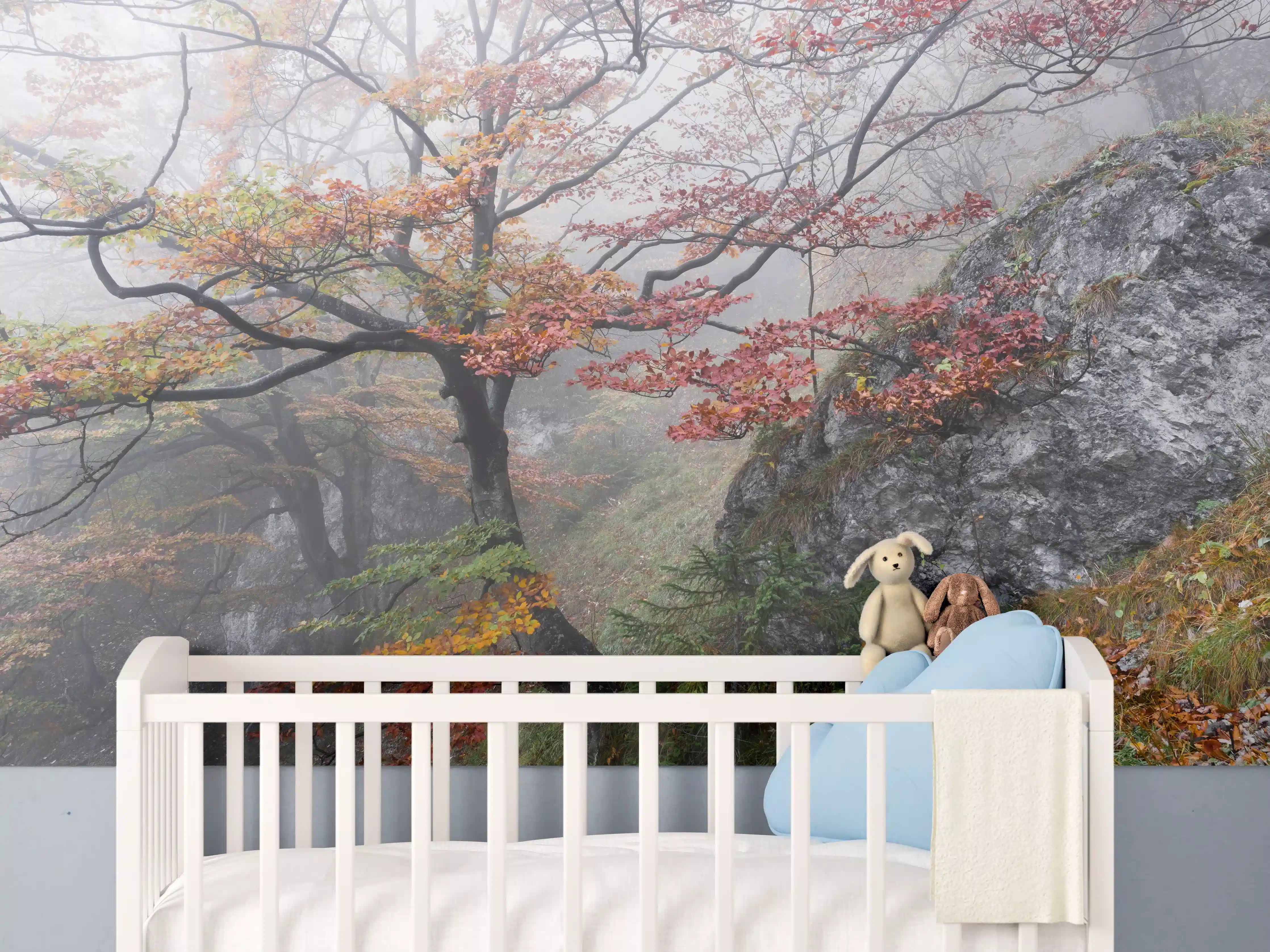 Babyzimmer Wandgestaltung - Nebliger Wald - Slowakei
