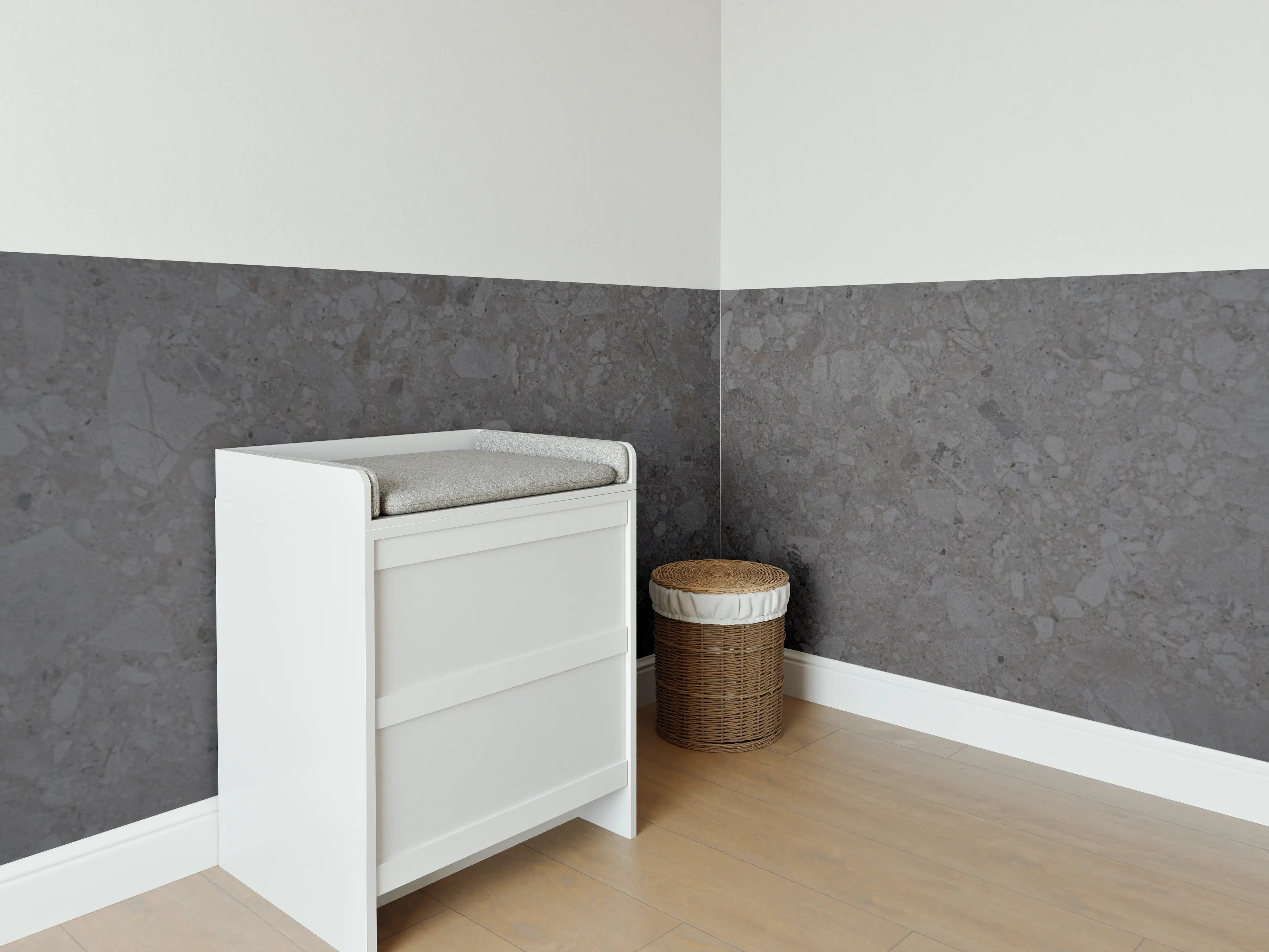 Babyzimmer Wandgestaltung - Neutrale Graustöne im Weiß